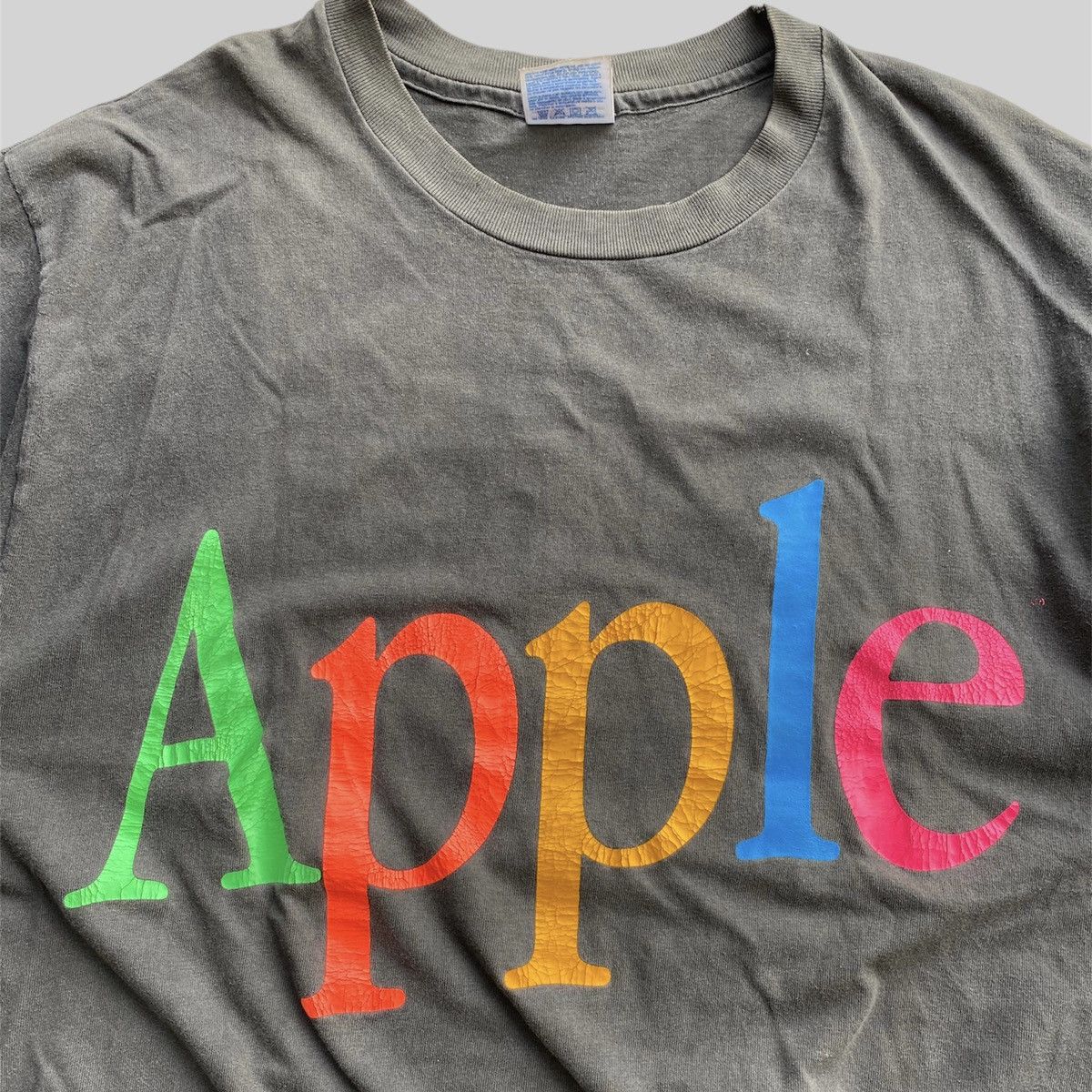 Hanes Vintage Apple 90’s Feded Tess Size US L / EU 52-54 / 3 - 2 Thumbnail