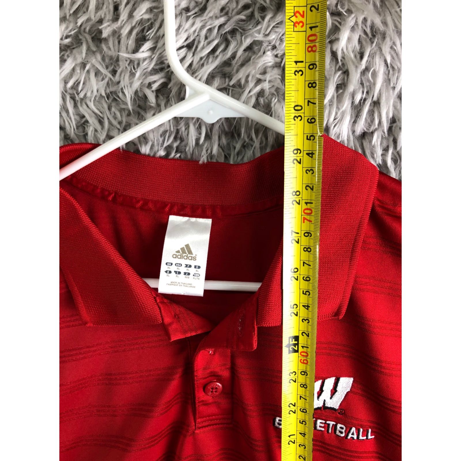 Adidas Adidas Polo Mens XL Red Short Sleeve Pullover Wisconsin Basketball Button Polo Shirt Mens XL Red Size US XL / EU 56 / 4 - 4 Thumbnail