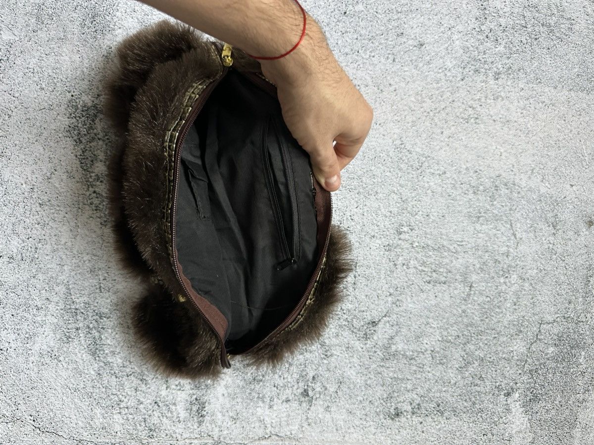 Japanese Brand Faux Fur Handle Bag Japanase Diesel Style Y2K Size ONE SIZE - 8 Thumbnail