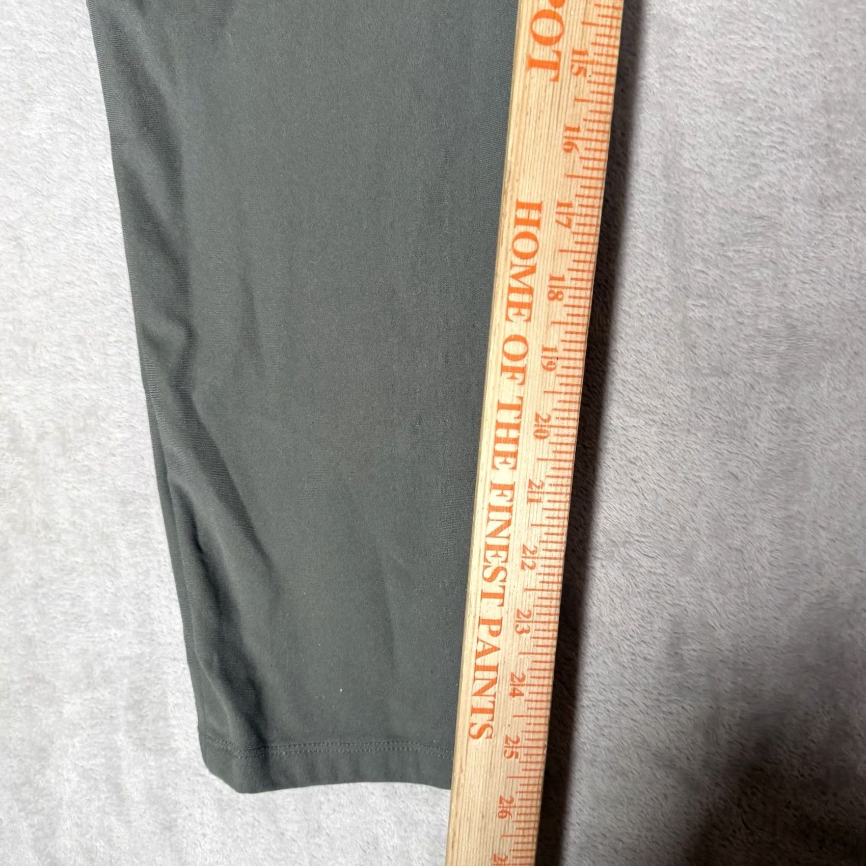 Lululemon Lululemon Mens Pants Green Commission Relaxed ABC Tech Chino Flat Front 31 Regular Inseam 26 Straight Leg Size US 31 - 8 Thumbnail