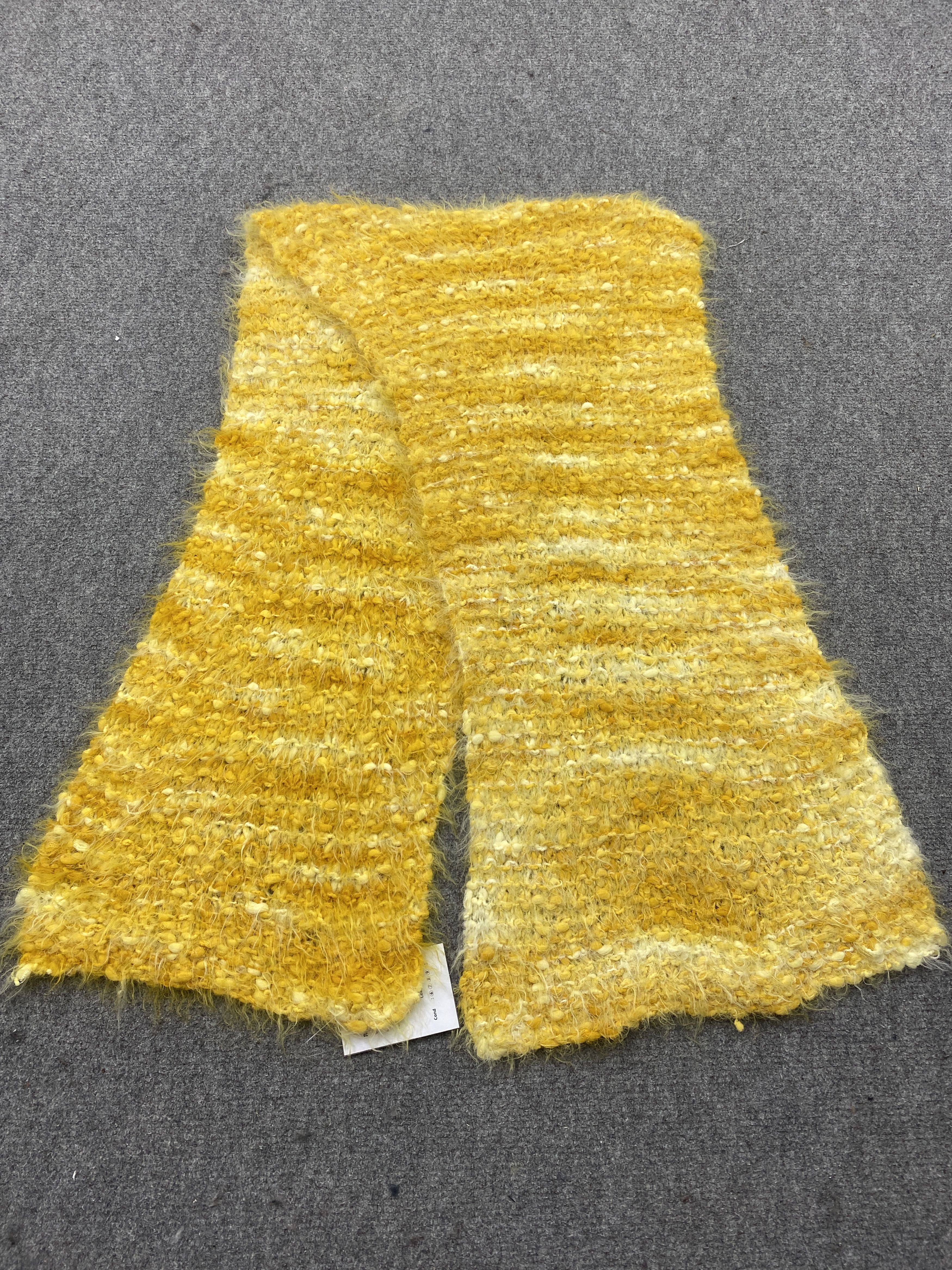 Japanese Brand Japanese Brand Cashmere Scarf / Muffler / Neckwear SC0197 Size ONE SIZE - 1 Thumbnail