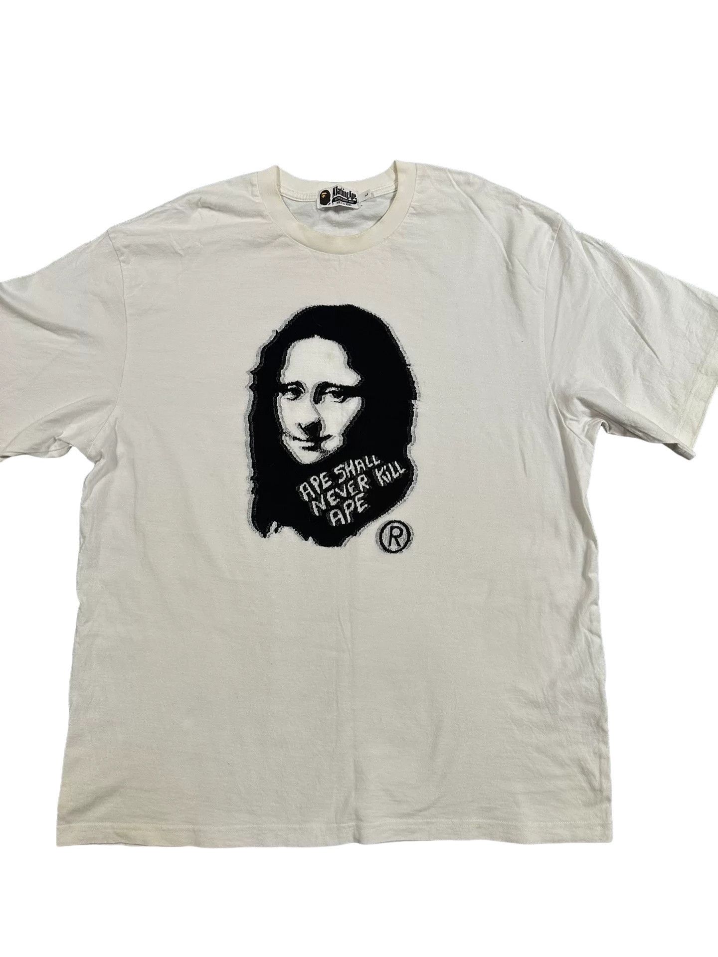 Bape BAPE Mona Lisa Graphic T-Shirt Size L Size US L / EU 52-54 / 3 - 1 Thumbnail