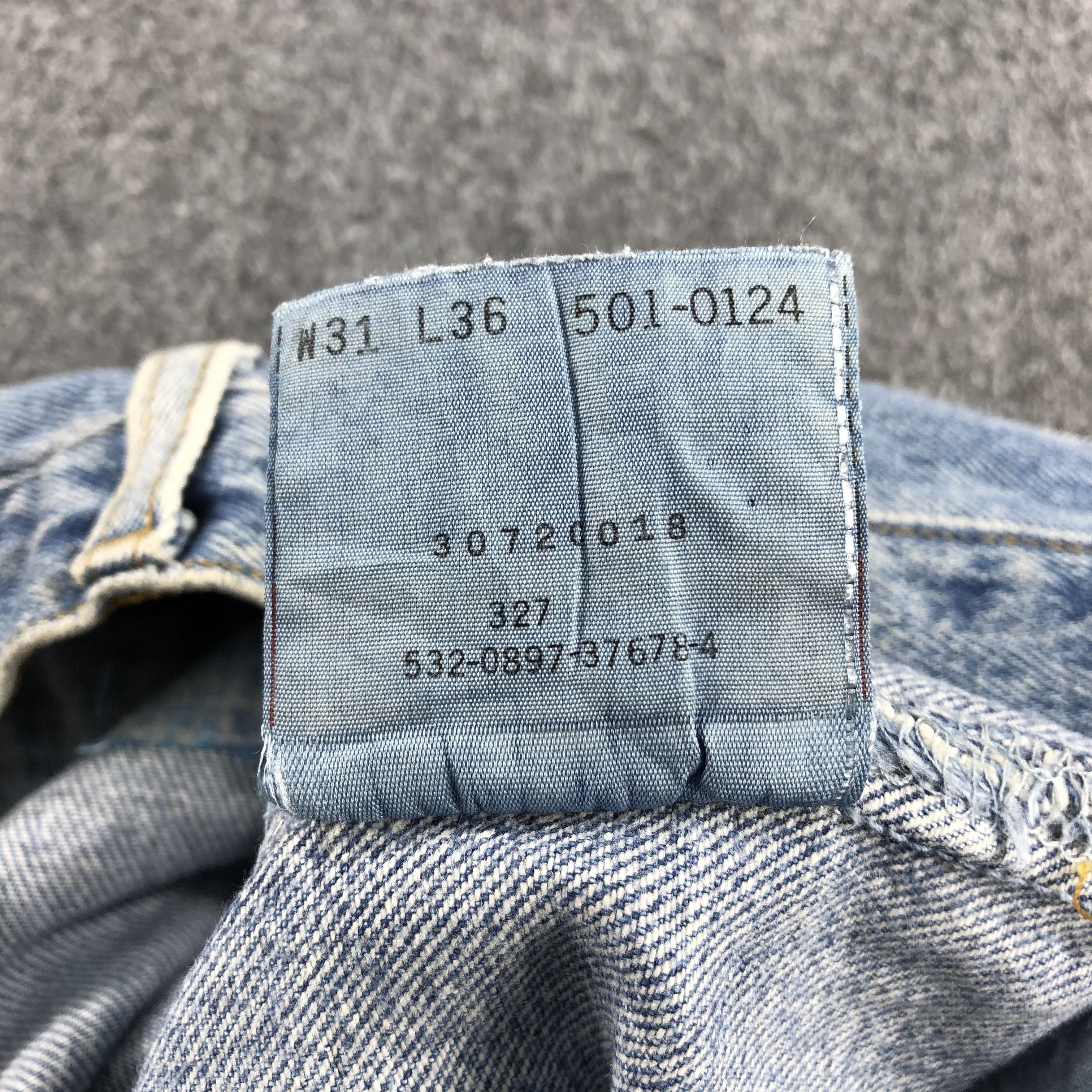 Levi's × Vintage Vintage 90s Light Wash Levis 501 Jeans-JM893 Size US 30 / EU 46 - 11 Thumbnail