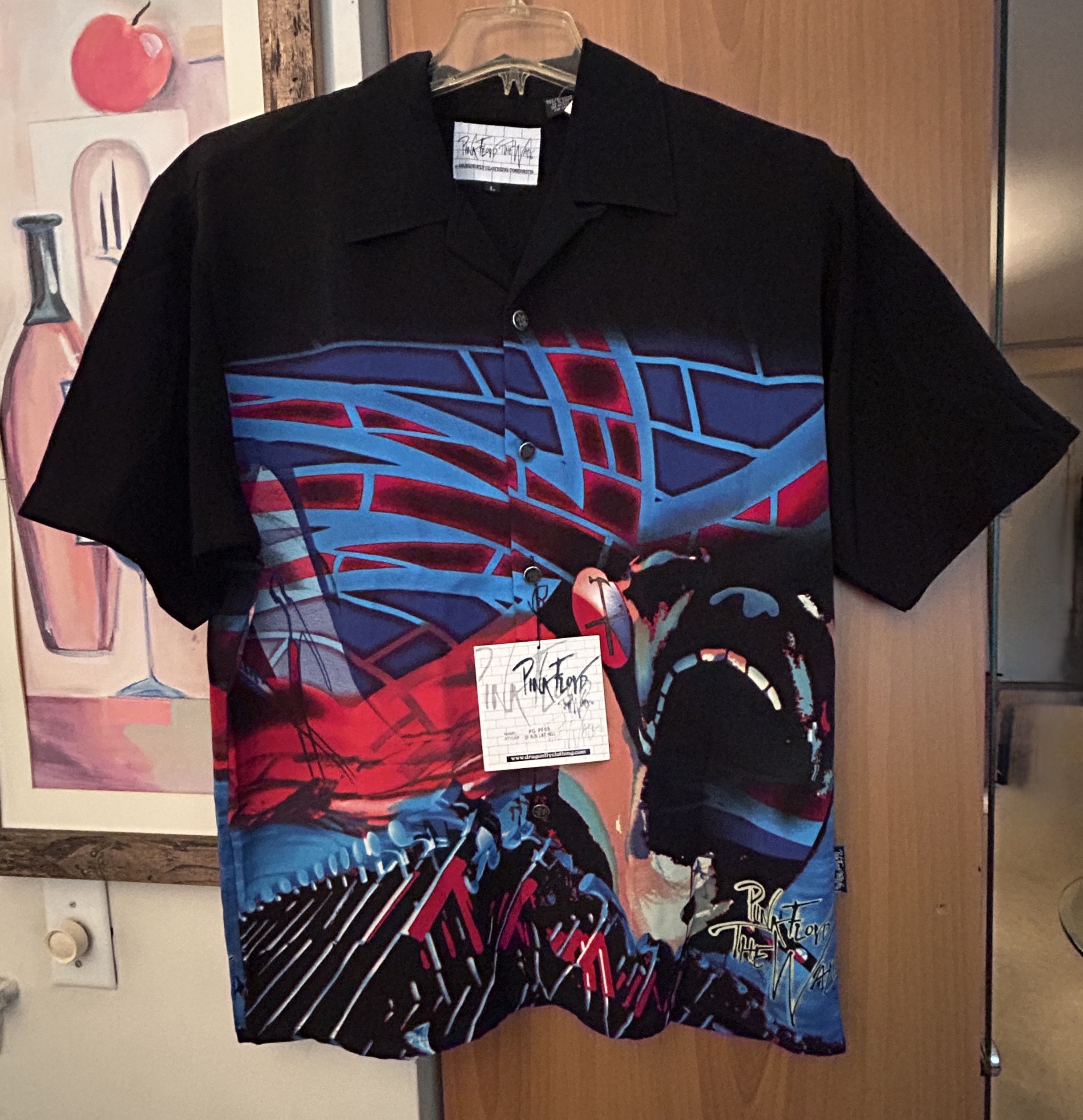 Dragonfly Pink Floyd The Wall Shirt Black Button Up S/S NWT XL Size US XL / EU 56 / 4 - 1 Thumbnail