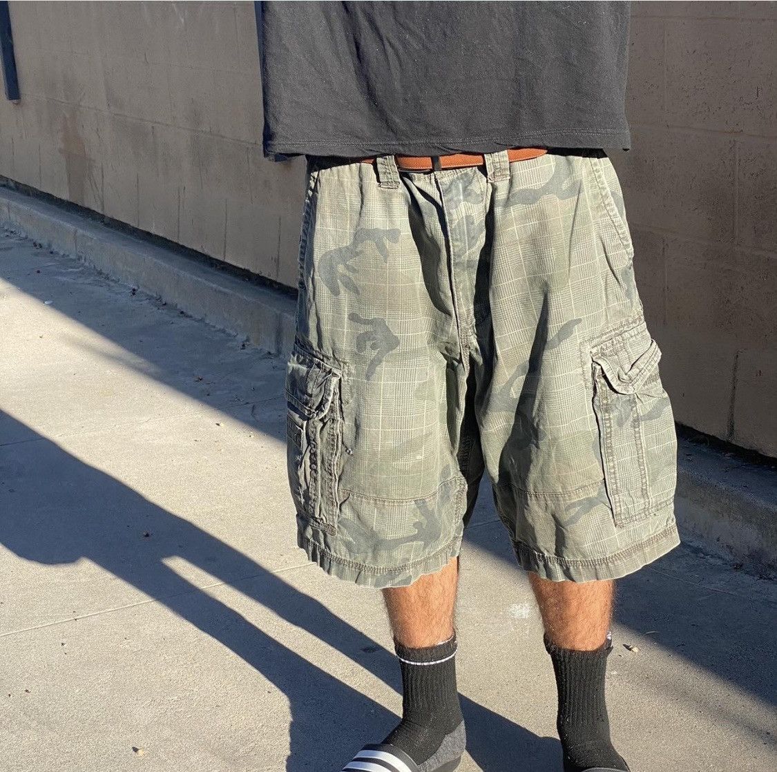 Champs Sport × Vintage Camo champs vintage cargo shorts Size US 32 / EU 48 - 5 Thumbnail