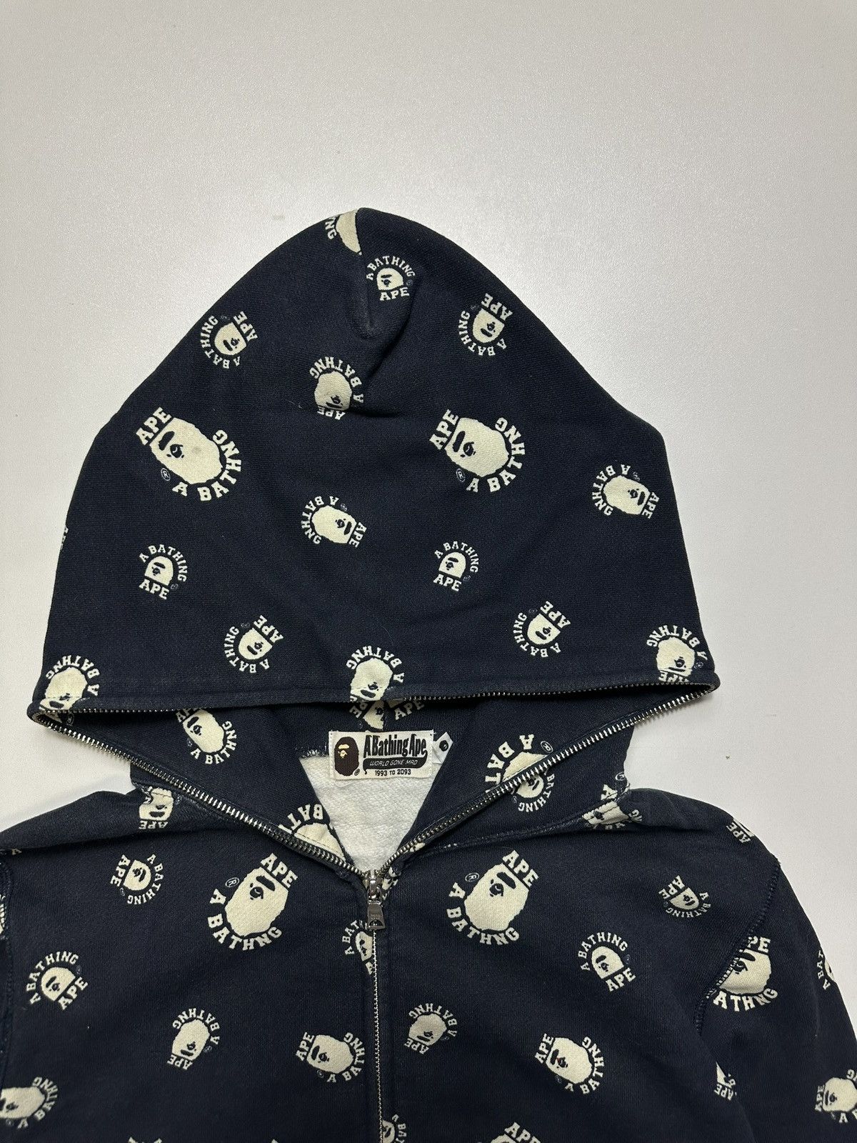 Bape Vintage Bape AOP Zip Hoodie Glow In The Dark Size US M / EU 48-50 / 2 - 2 Thumbnail