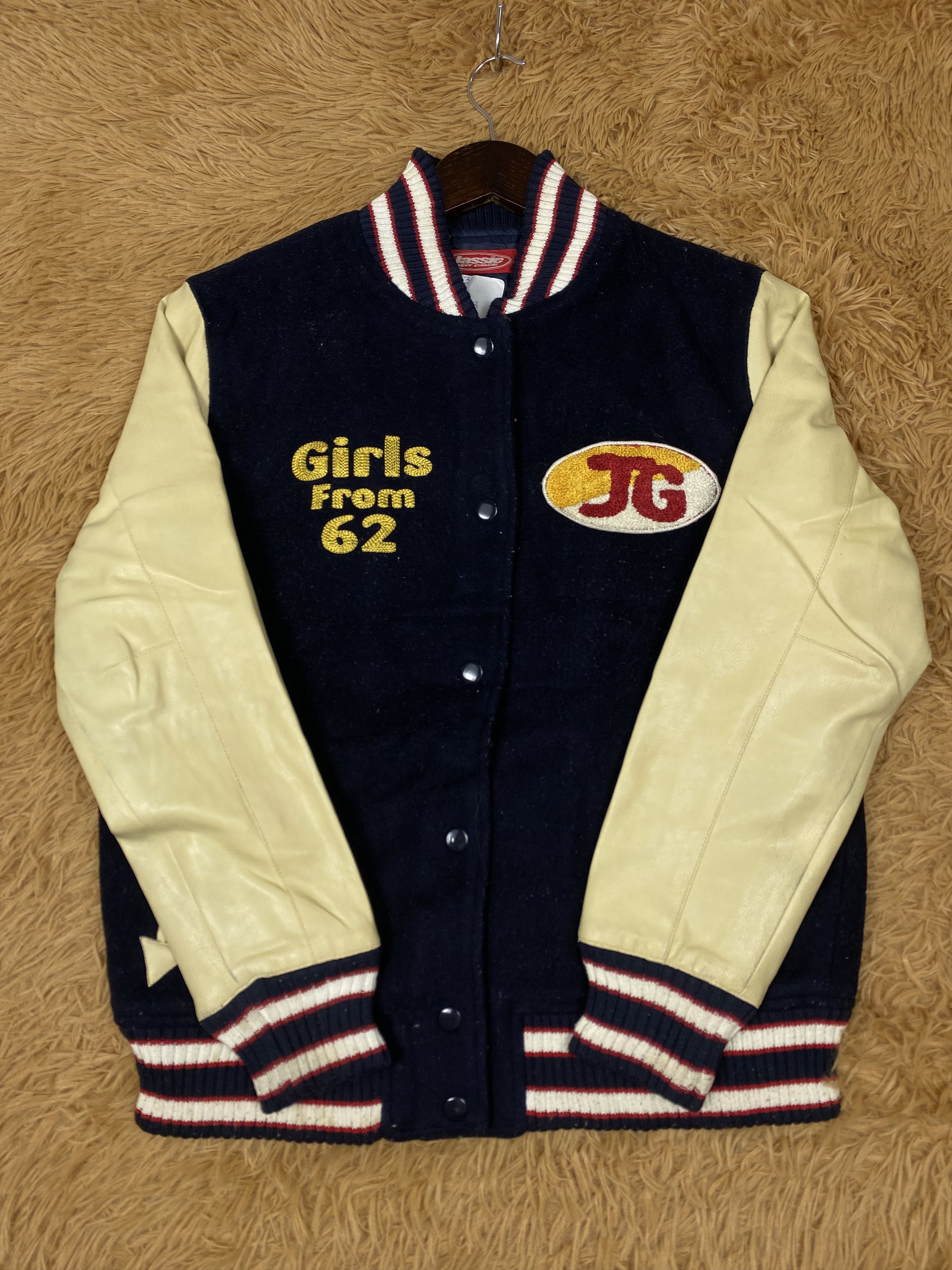 Vintage Vintage Jassie Leather Sleeve Varsity Jacket DJ0303 Size US S / EU 44-46 / 1 - 5 Thumbnail