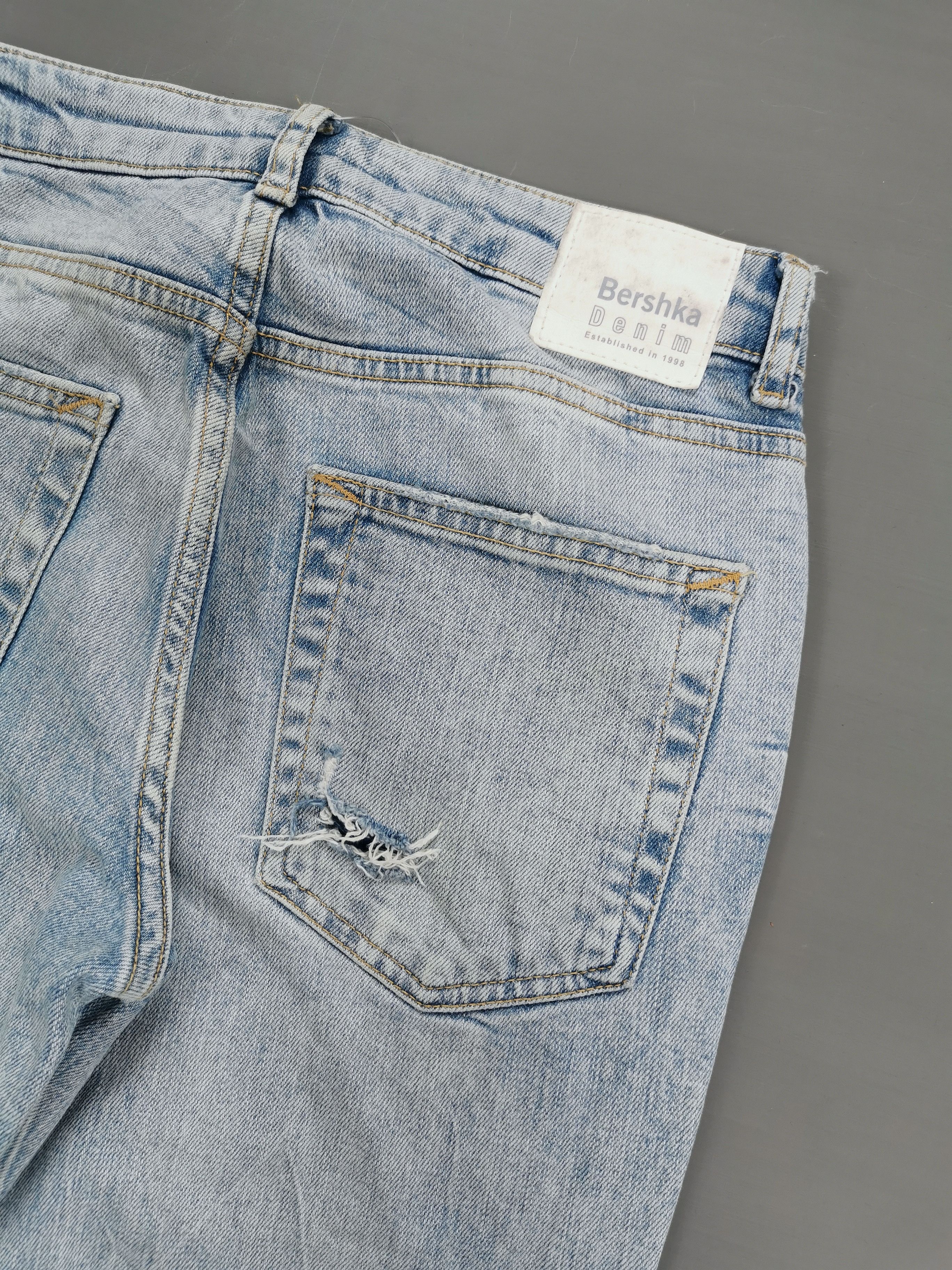Bershka Bershka Ripped Skinny Fit Stretchable Jeans Size US 29 - 4 Thumbnail