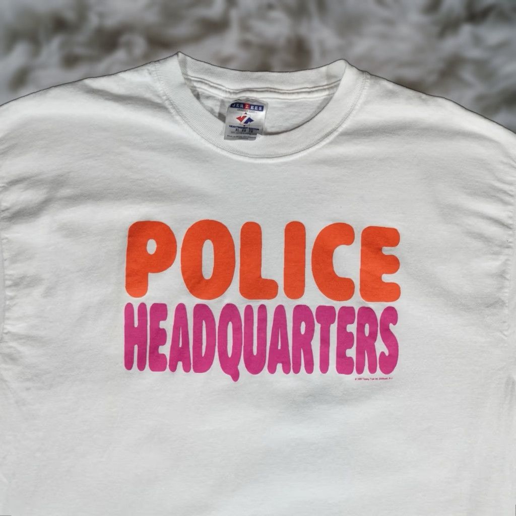 Vintage VINTAGE Police Headquarters Dunkin Donuts Parody T Shirt Mens XL (Fits L) Y2K Graphic Print White 2000s Mens XL Size US L / EU 52-54 / 3 - 1 Thumbnail