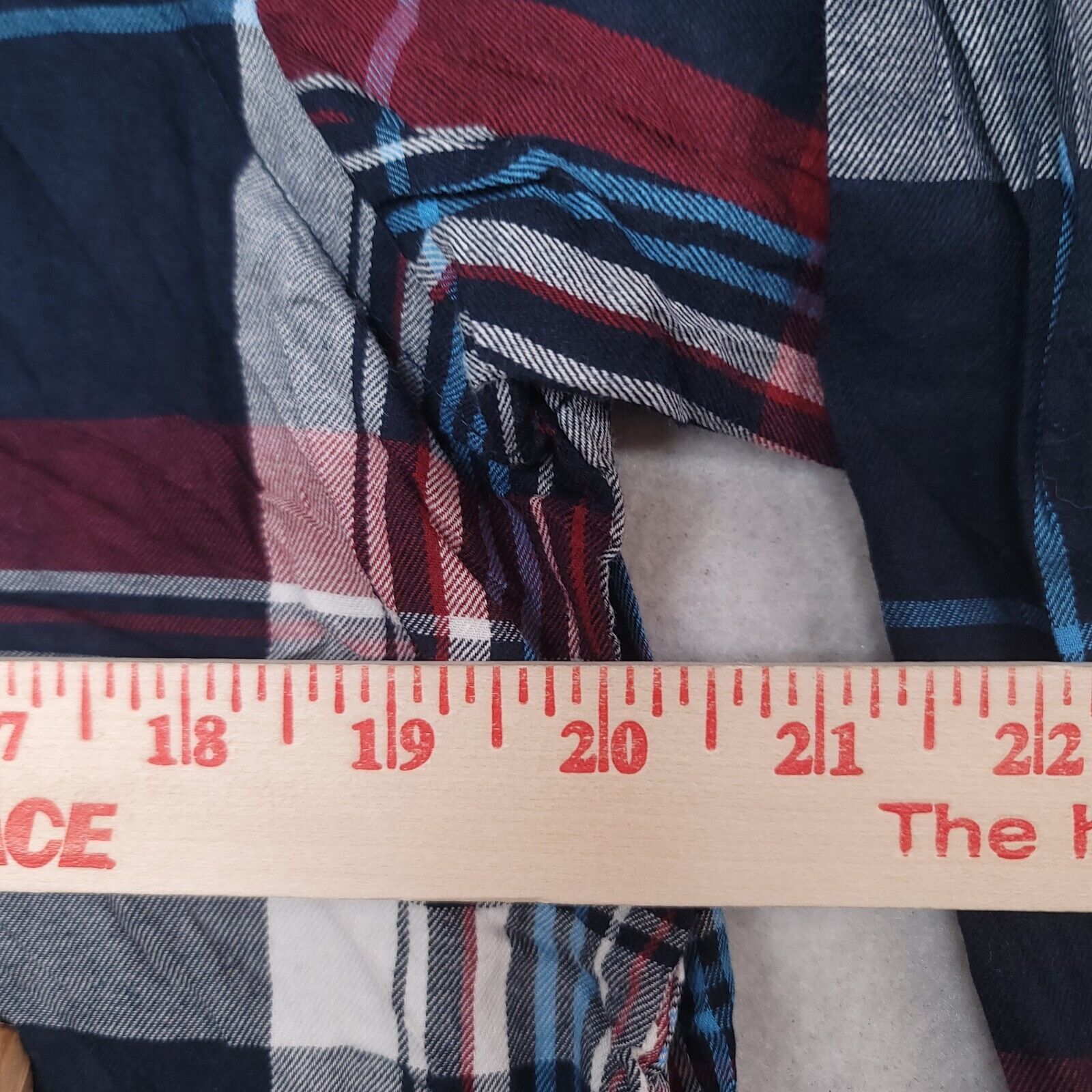 Old Navy Old Navy Madras Flannel Shirt Mens Size Large L Blue Red Size US L / EU 52-54 / 3 - 8 Thumbnail