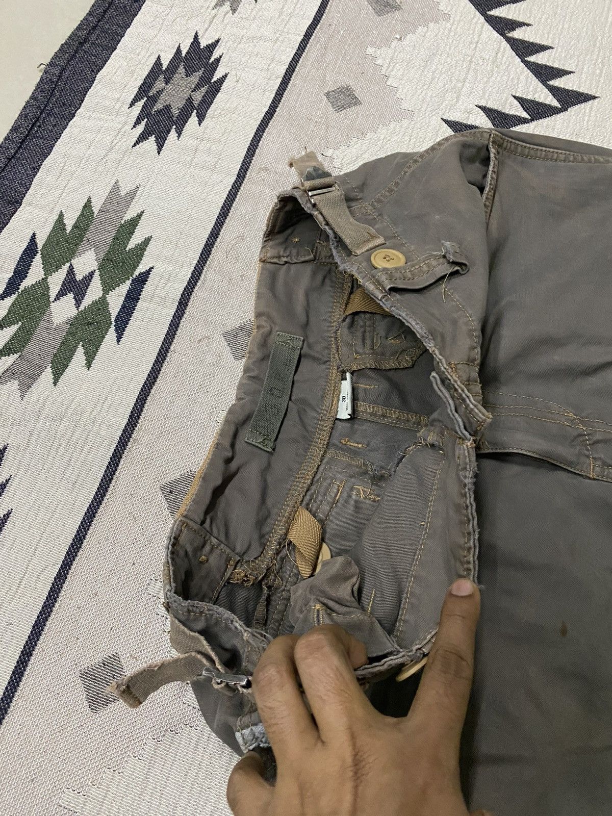 If Six Was Nine 2000s IFSIXWASNINE STYLE BONDAGE MULTIPOCKET CARGO PANT Size US 30 / EU 46 - 9 Thumbnail