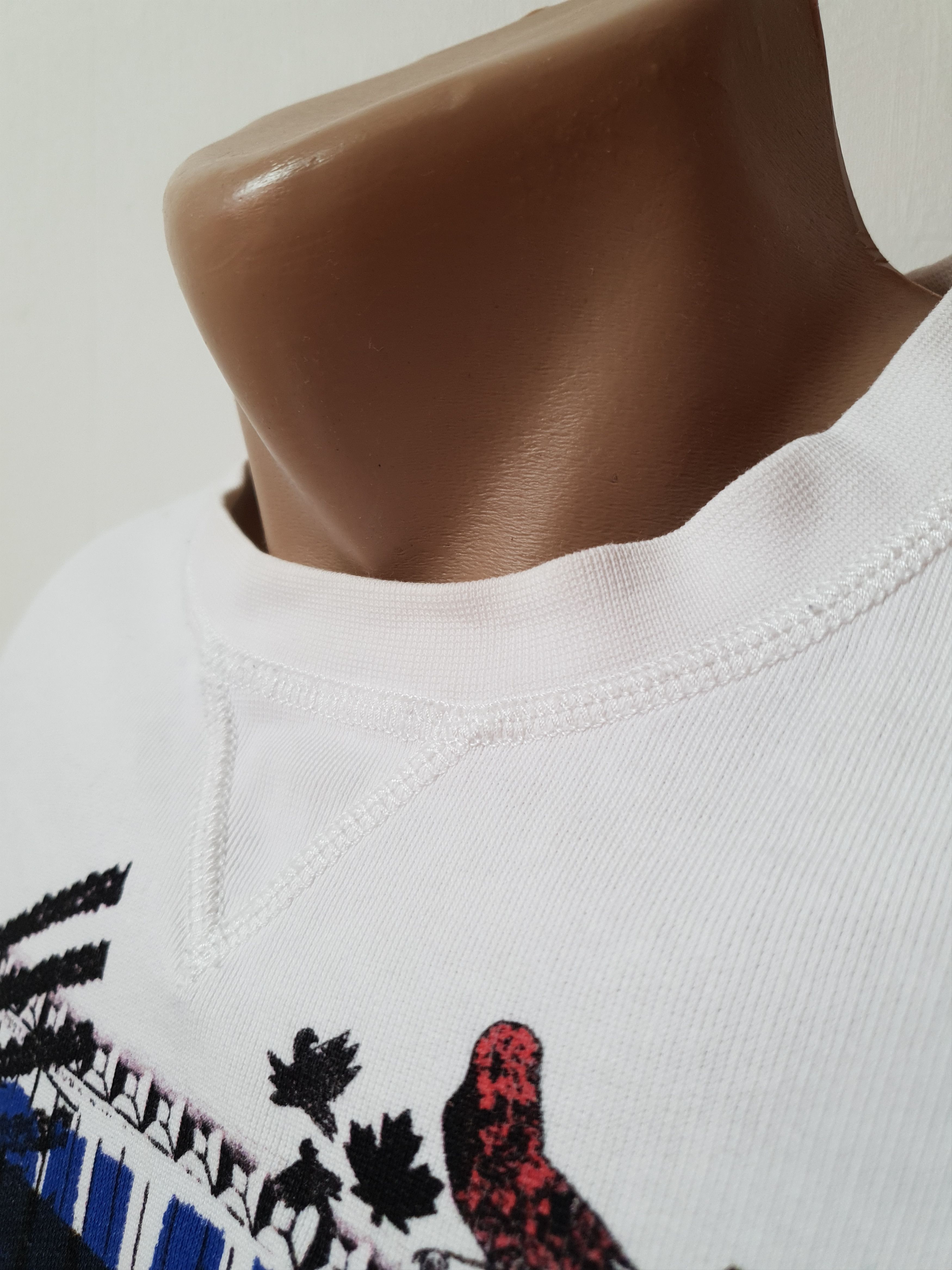 Dsquared2 Vintages DSQUARED2 white sweatshirt men's size L Size US XXL / EU 58 / 5 - 6 Thumbnail