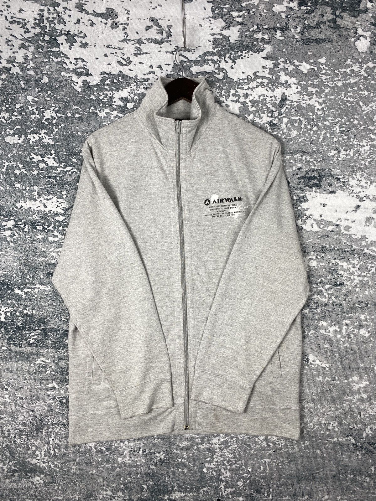 Airwalk Vintage Airwalk Zip Up Sweatshirts Size US XL / EU 56 / 4 - 5 Thumbnail
