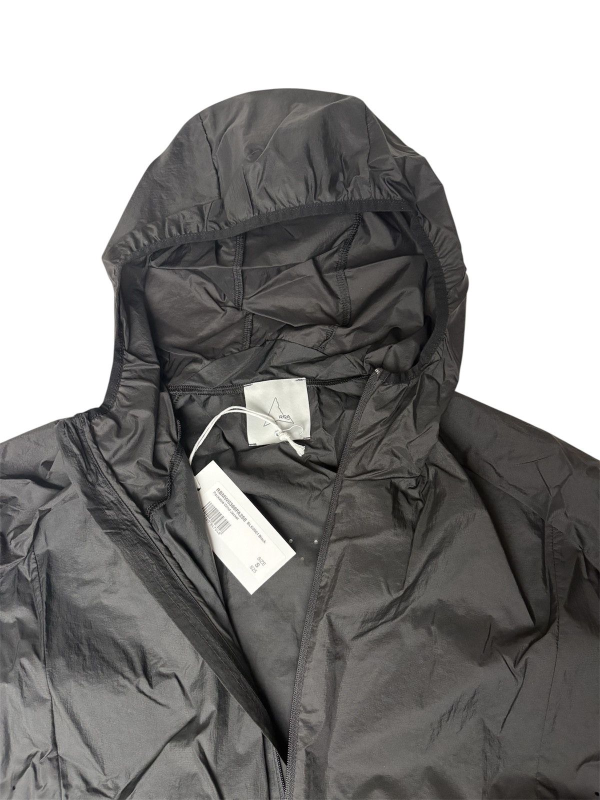 ROA ROA HUE PACKABLE WIND JACKET BLACK Size US S / EU 44-46 / 1 - 6 Thumbnail