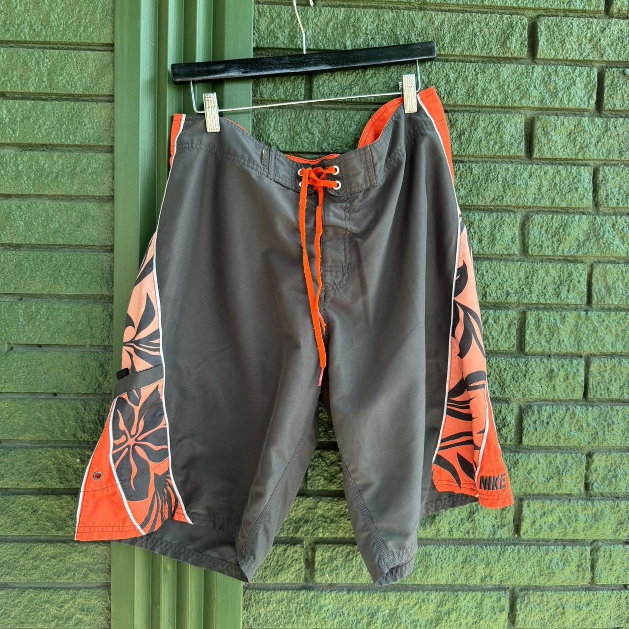 Nike Vintage Nike Shorts - (Large) Size US 34 / EU 50 - 1 Thumbnail
