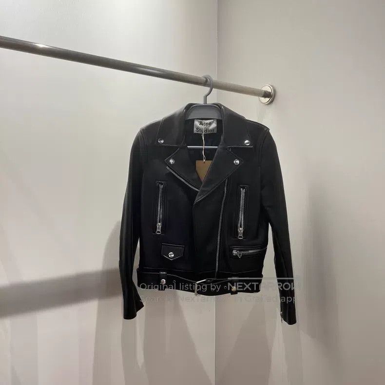 Acne Studios Acne Studios Lamb Leather Short Leather Jacket with Buckle Size XXS / US 00 / IT 34 - 1 Thumbnail