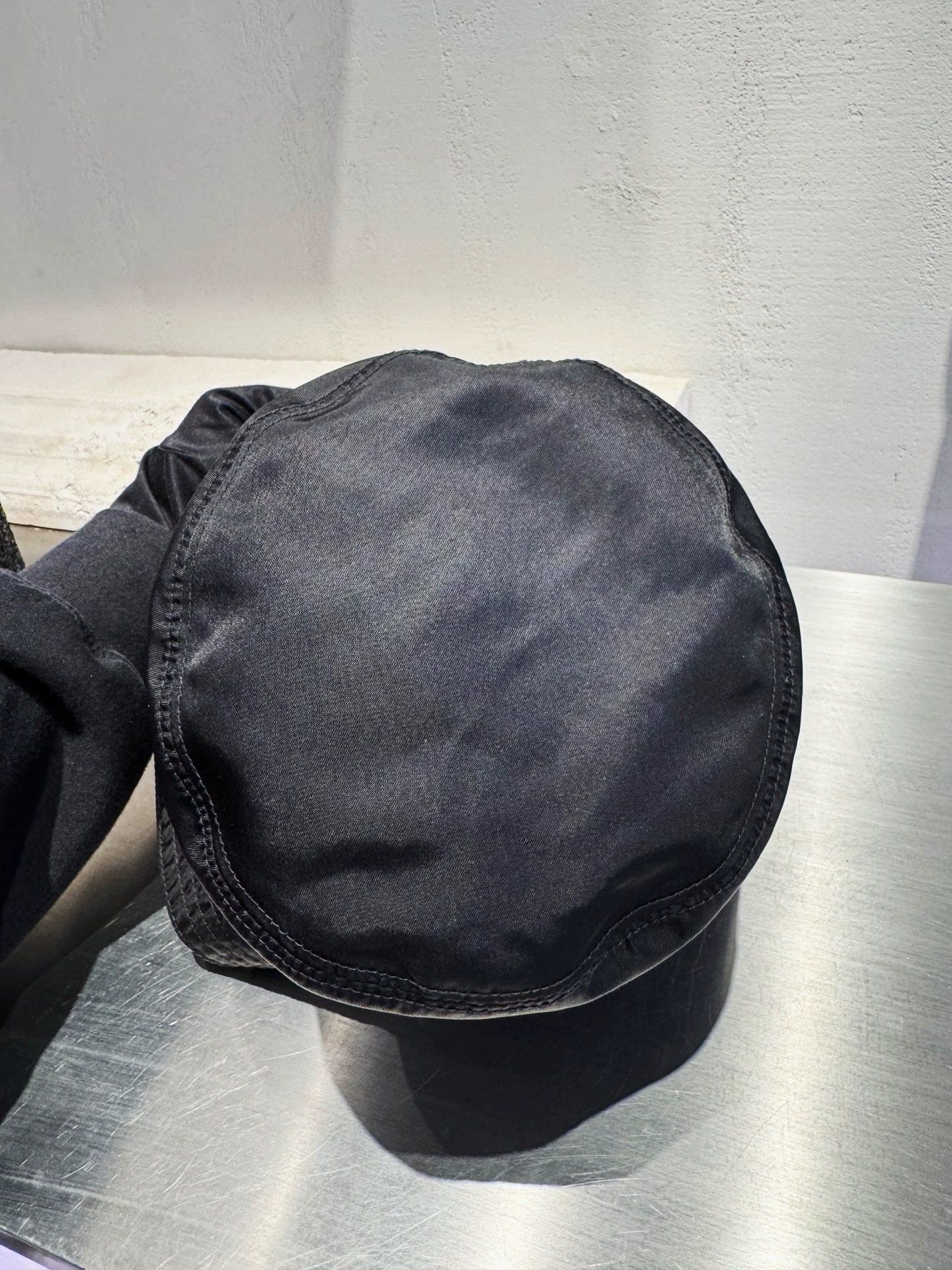 Prada Prada black nylon bucket hat, inner loose thread Size ONE SIZE - 4 Thumbnail
