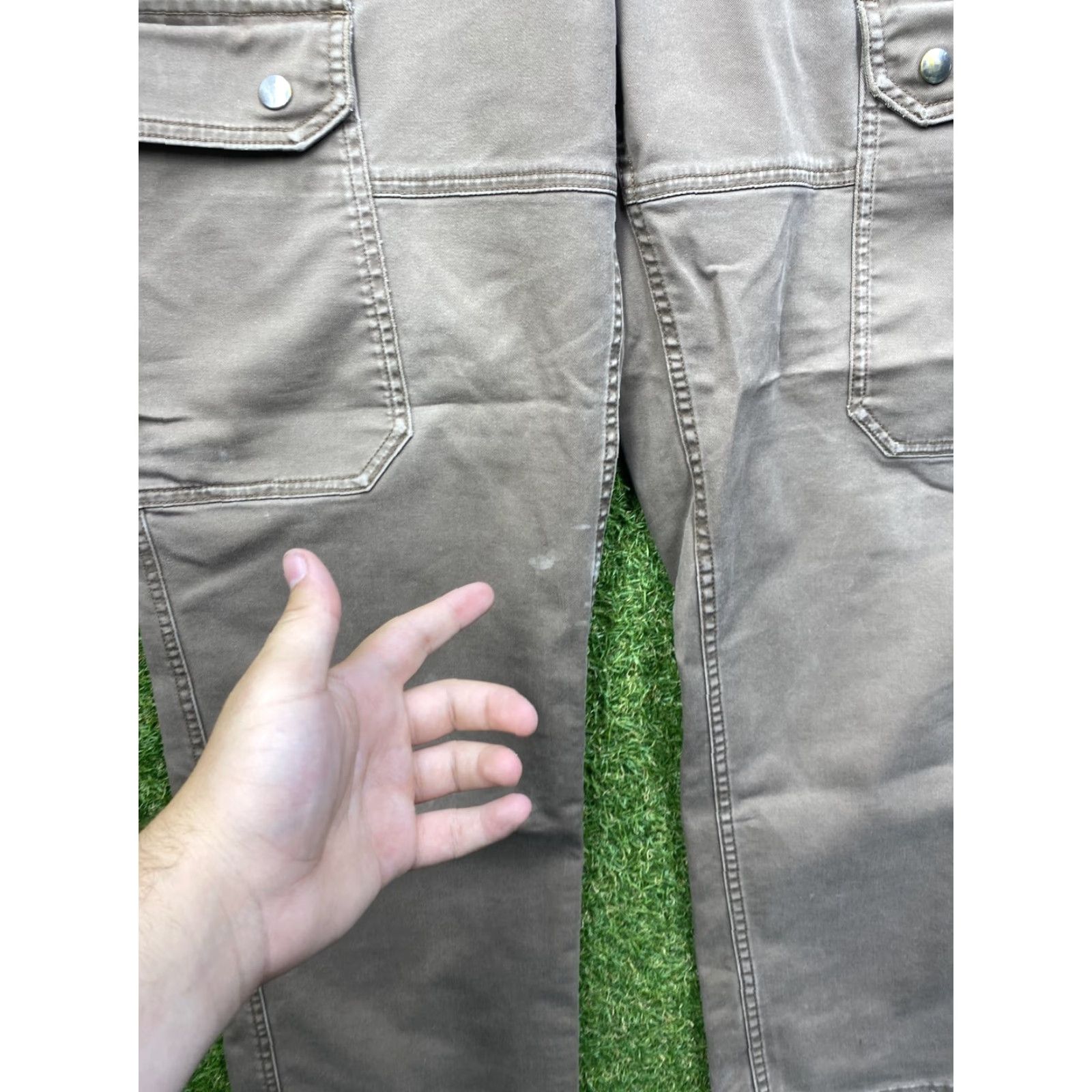 Vintage 40 Grit Duluth Trading Pants Mens 38x30 Brown Slim Fit Cargo Utility Workwear Size US 38 / EU 54 - 2 Thumbnail