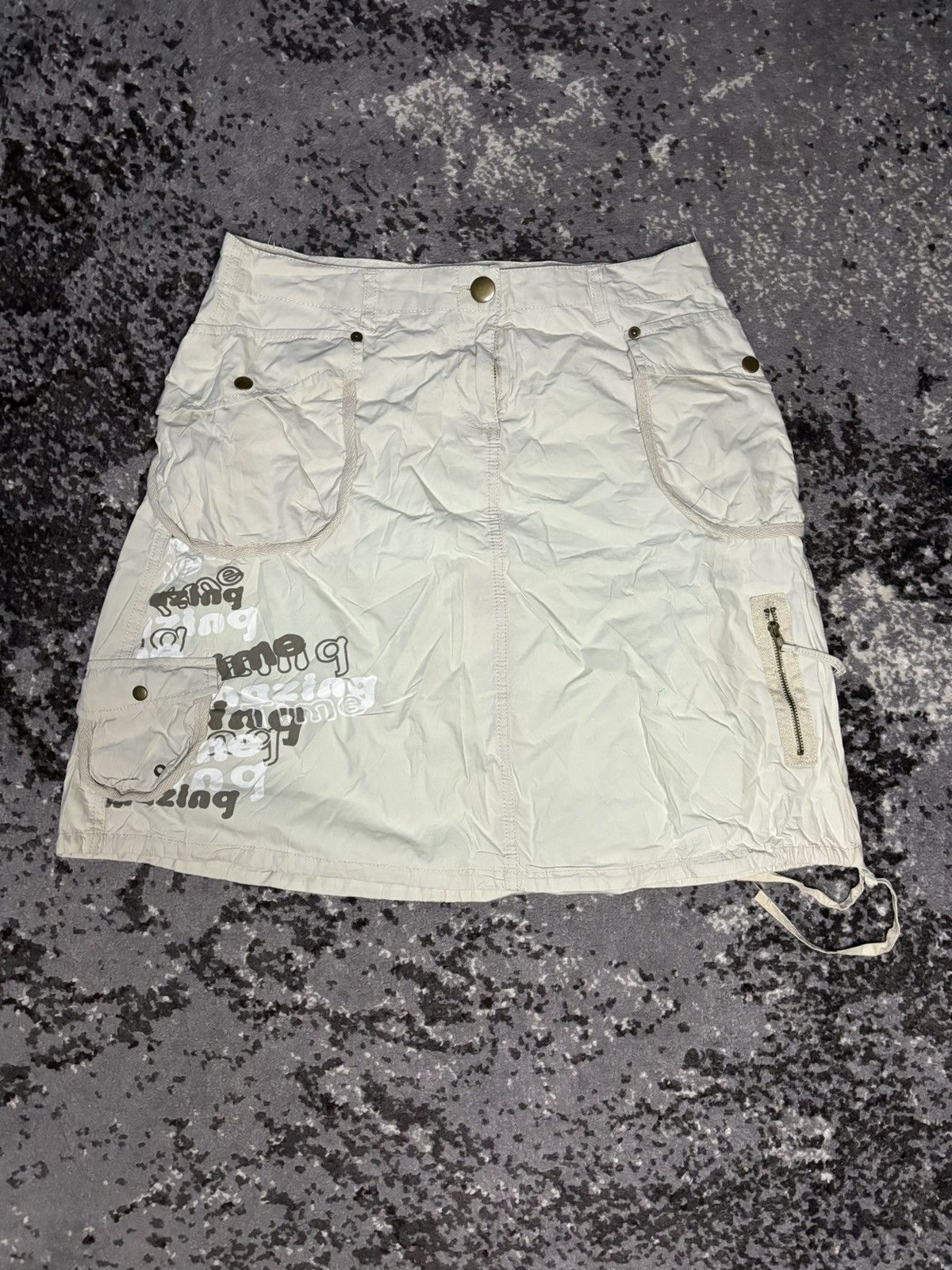 Japanese Brand × Vintage Vintage 90's Cargo Beige Low Waist Mini Skirt Size 25" / US 0 / IT 36 - 1 Thumbnail