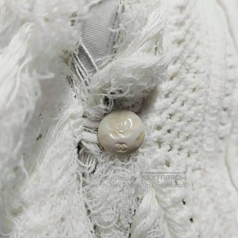 Chanel Chanel White Long Sleeve Cardigan for Women . Size L / US 10 / IT 46 - 5 Thumbnail