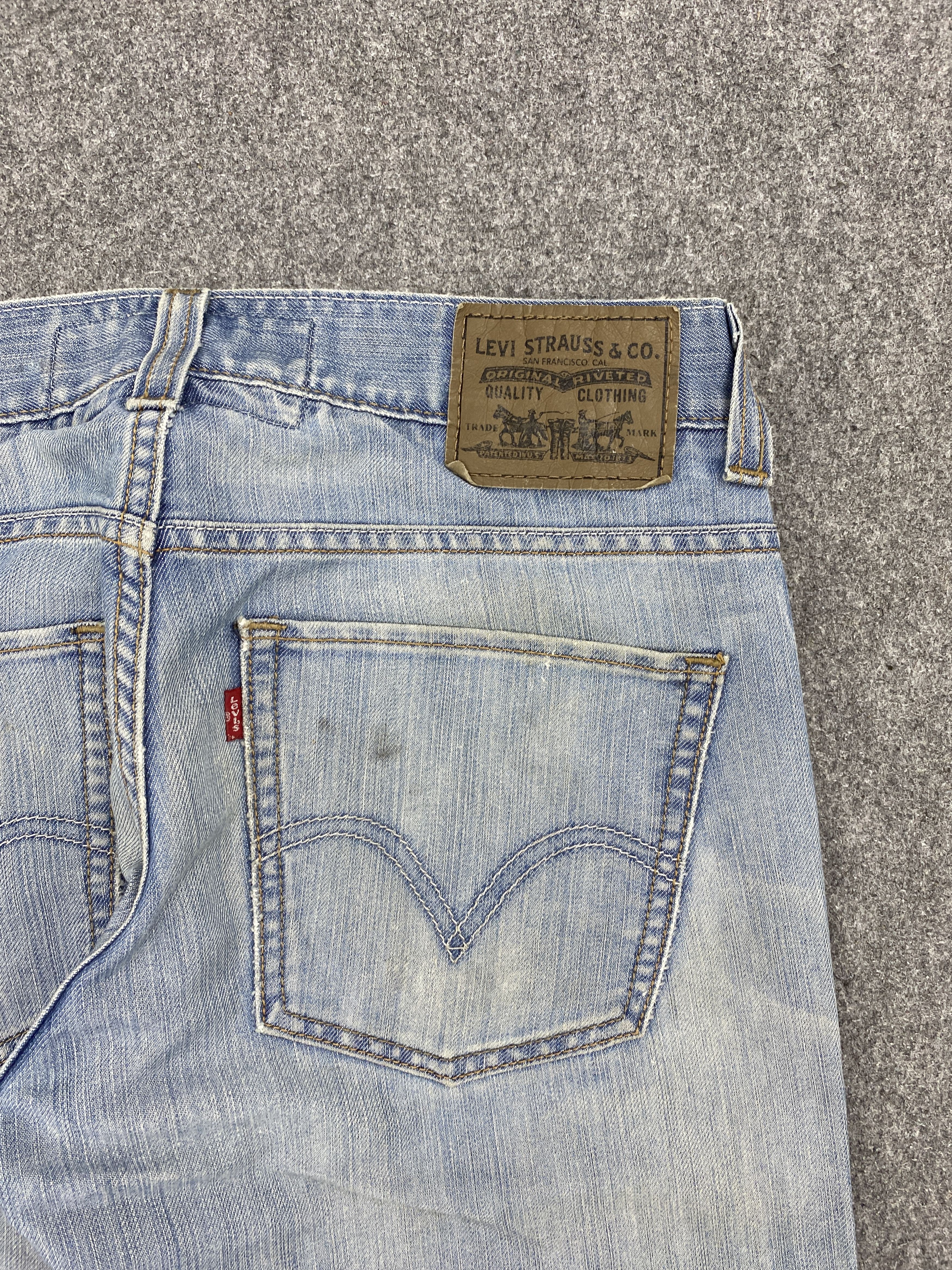 Levi's × Vintage Light Blue Vintage Levis 511 Slim Fit Jeans Size US 31 - 15 Thumbnail