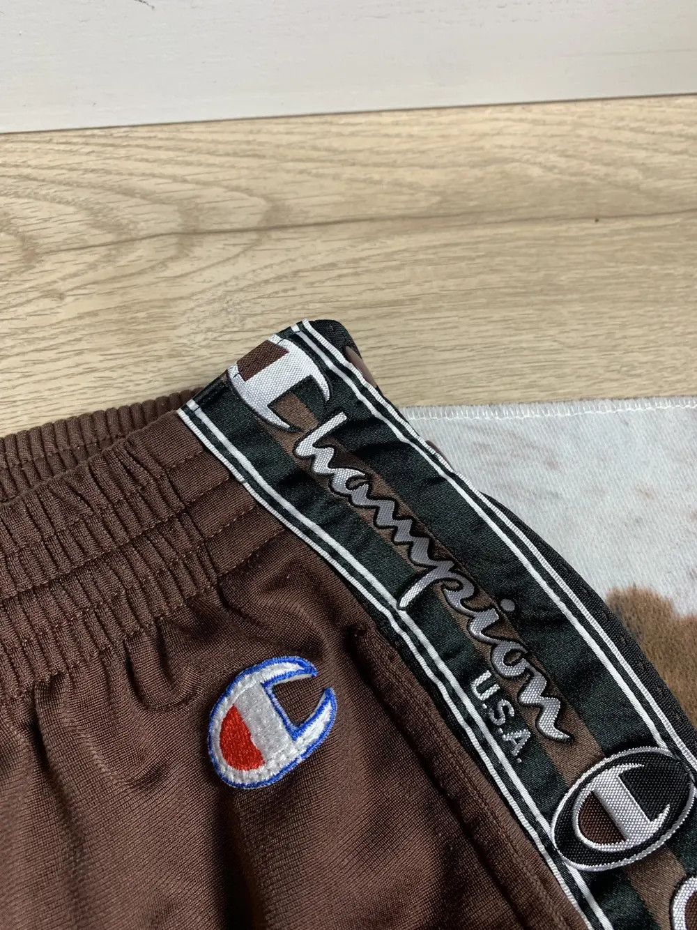 Champion × Vintage VINTAGE CHAMPION SWEATPANTS TRACKPANTS POPPER PANTS JOGGERS Size US 28 / EU 44 - 5 Thumbnail