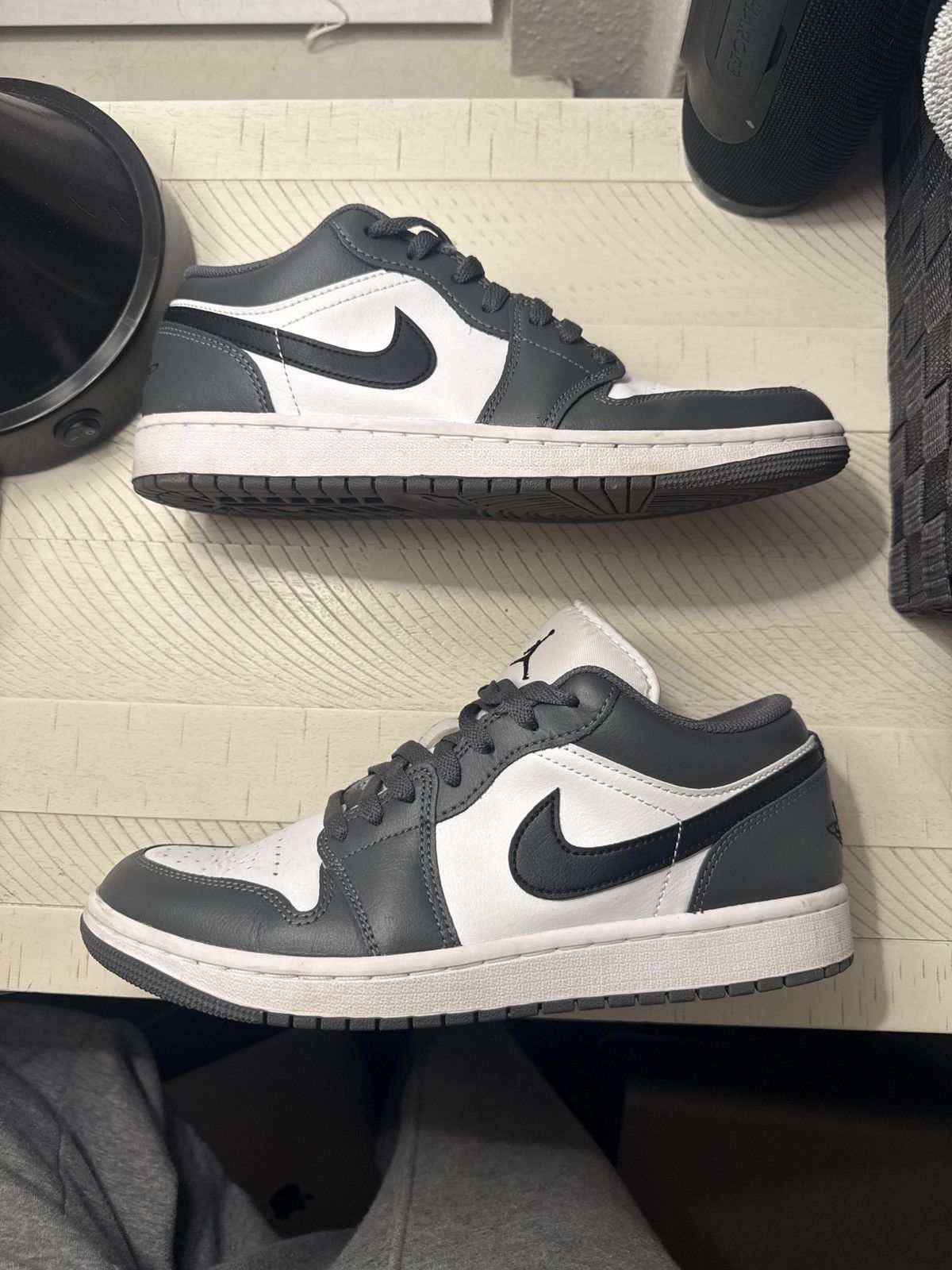 Nike Nike Air Jordan Size US 9 / EU 42 - 2 Thumbnail