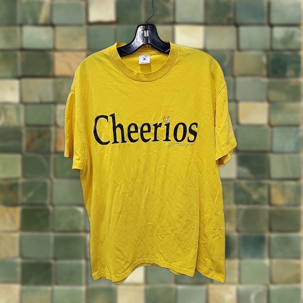 Delta VINTAGE Delta Cheerios Shirt Mens Large Yellow Graphic Tee Made USA Size US L / EU 52-54 / 3 - 1 Thumbnail