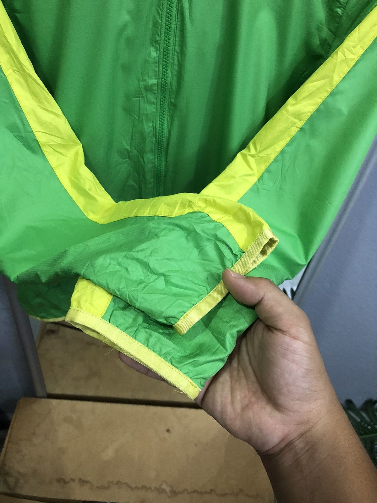 Puma Puma Neon Green / Yellow Windbreaker Jacket Size US S / EU 44-46 / 1 - 6 Thumbnail