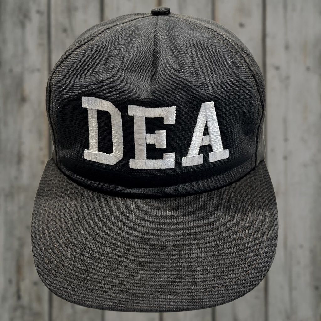 Vintage VINTAGE DEA Hat USA Law Enforcement Strapback Cap Made Old Used Stains Size ONE SIZE - 1 Thumbnail