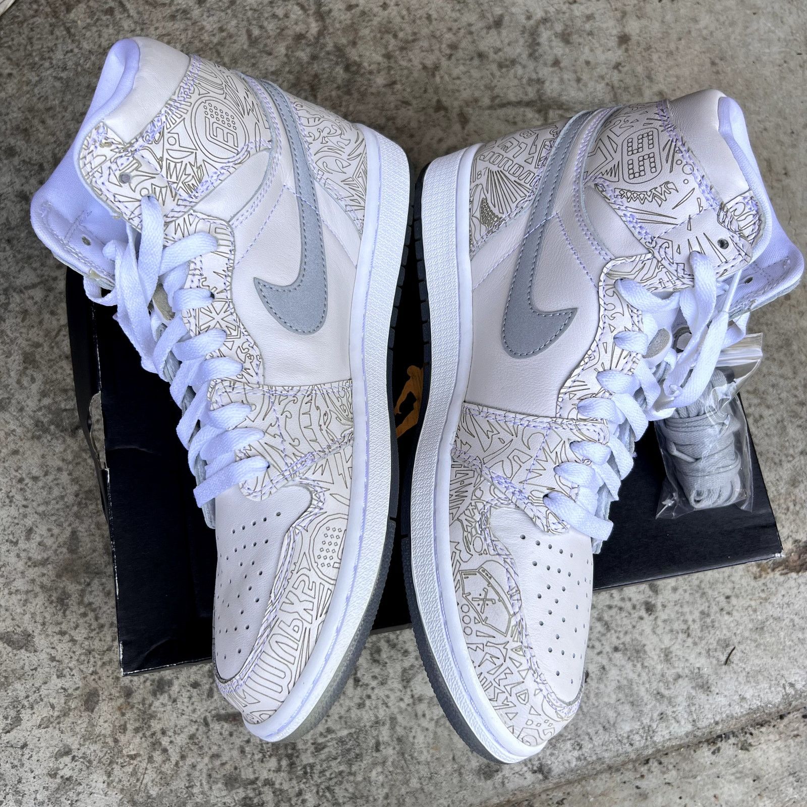 Jordan Brand Brand New Jordan 1 Laser Size US 10 / EU 43 - 7 Thumbnail