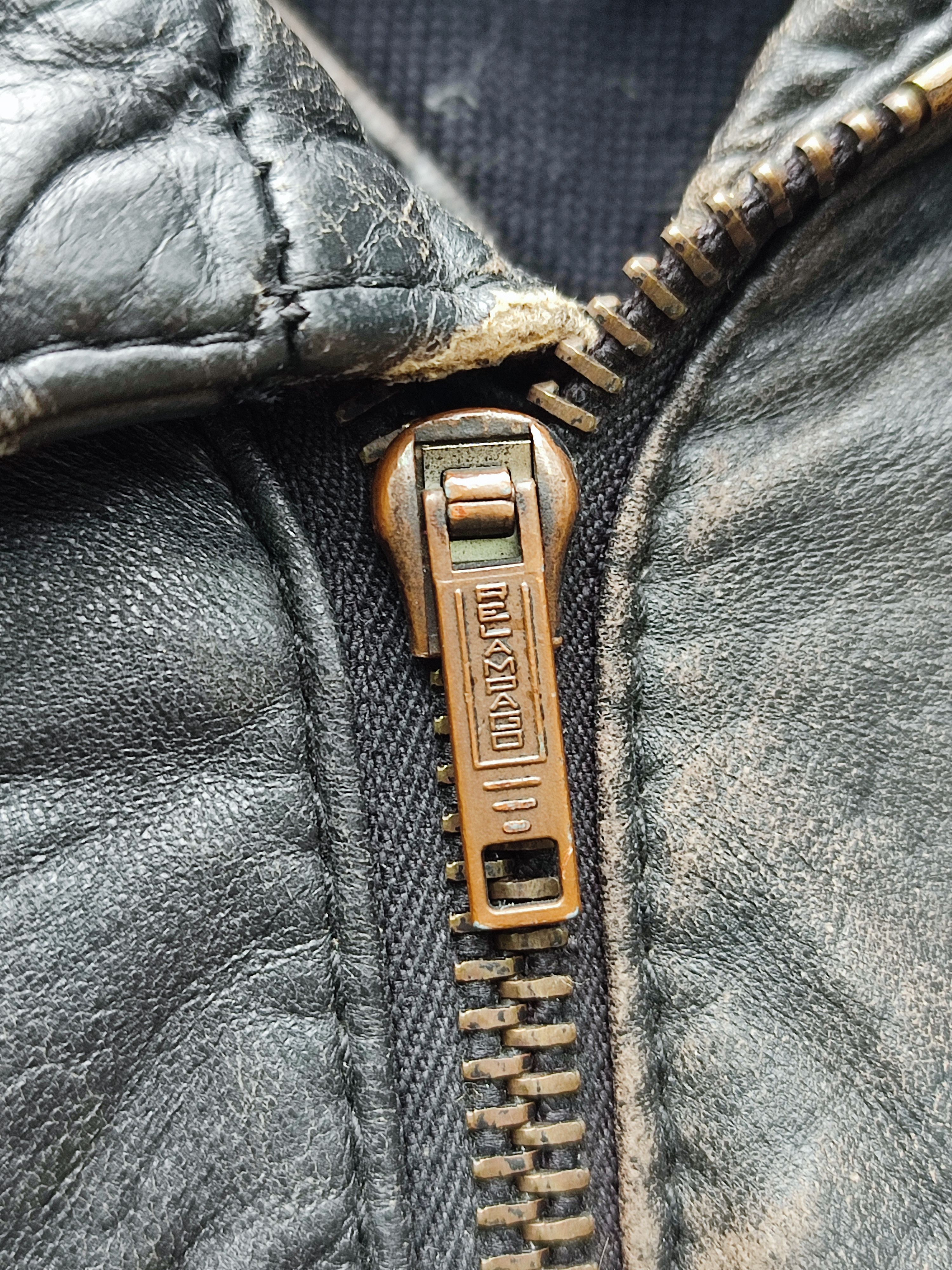 Vintage Andre Ghekiere Vintage Distressed Leather Bomber Jacket Size US XL / EU 56 / 4 - 7 Thumbnail