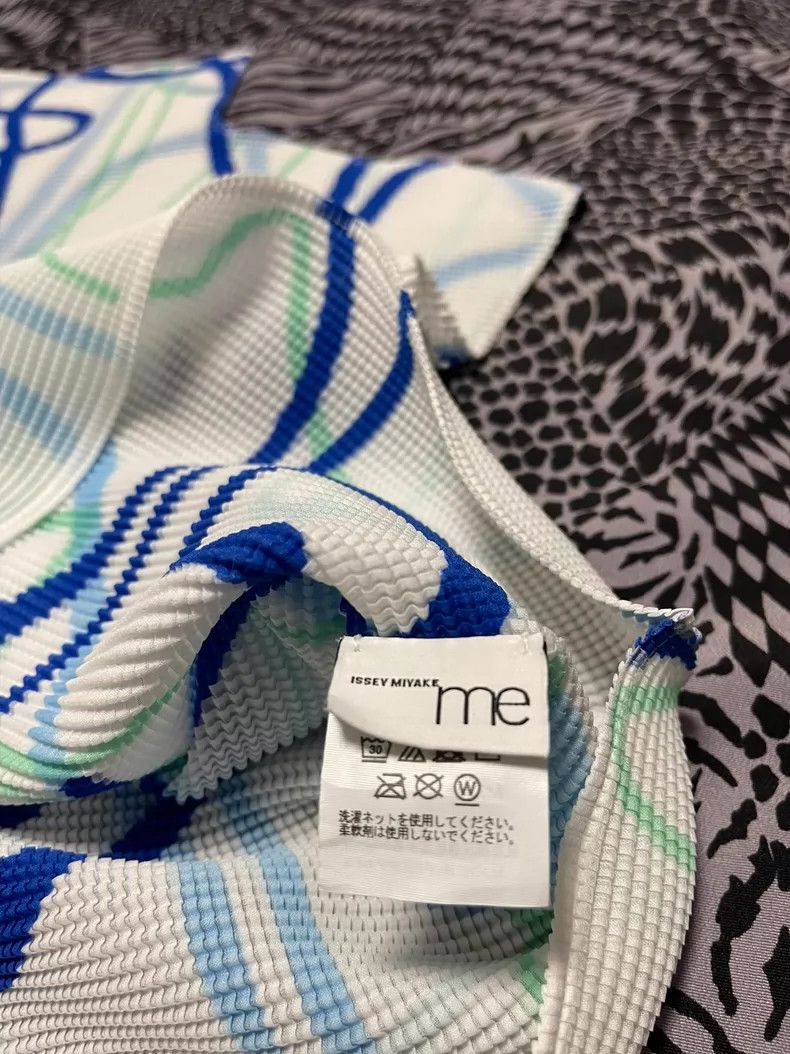 Issey Miyake Issey Miyake size:one size White pleated vest Size M / US 6-8 / IT 42-44 - 3 Thumbnail