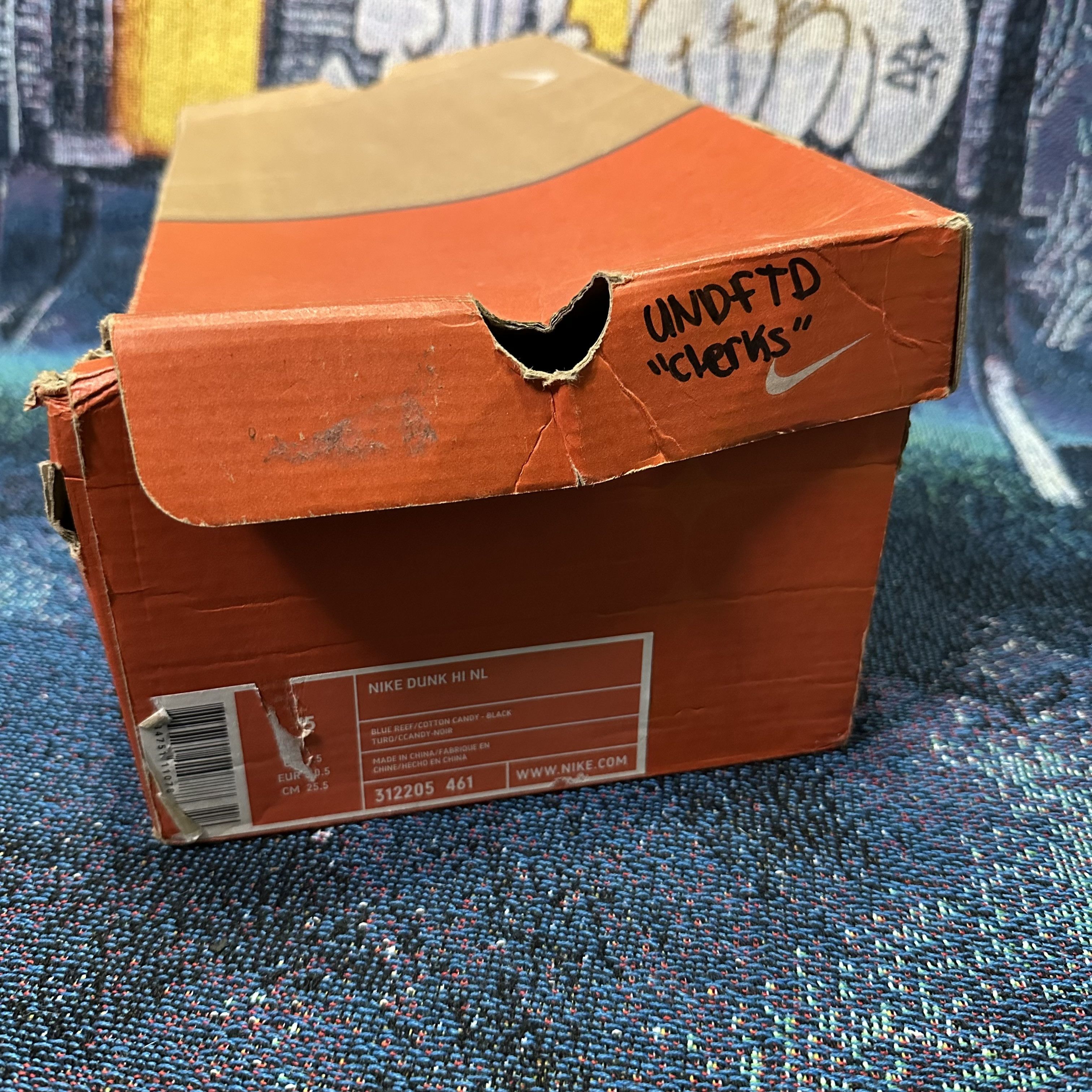 Nike × Undefeated 2005 Nike x Undefeated Dunk High NL "Clerks" UNDFTD Size US 8.5 / EU 41-42 - 11 Thumbnail