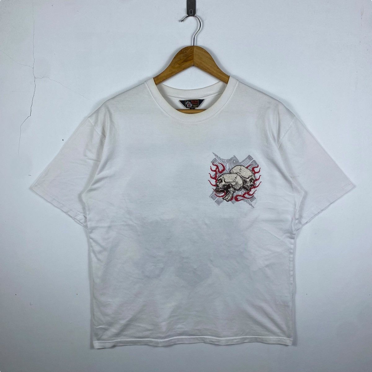 Japanese Brand BACK STREET CRAWLER Domestic Japan Embroidery Skulls Tee Size US XL / EU 56 / 4 - 4 Thumbnail