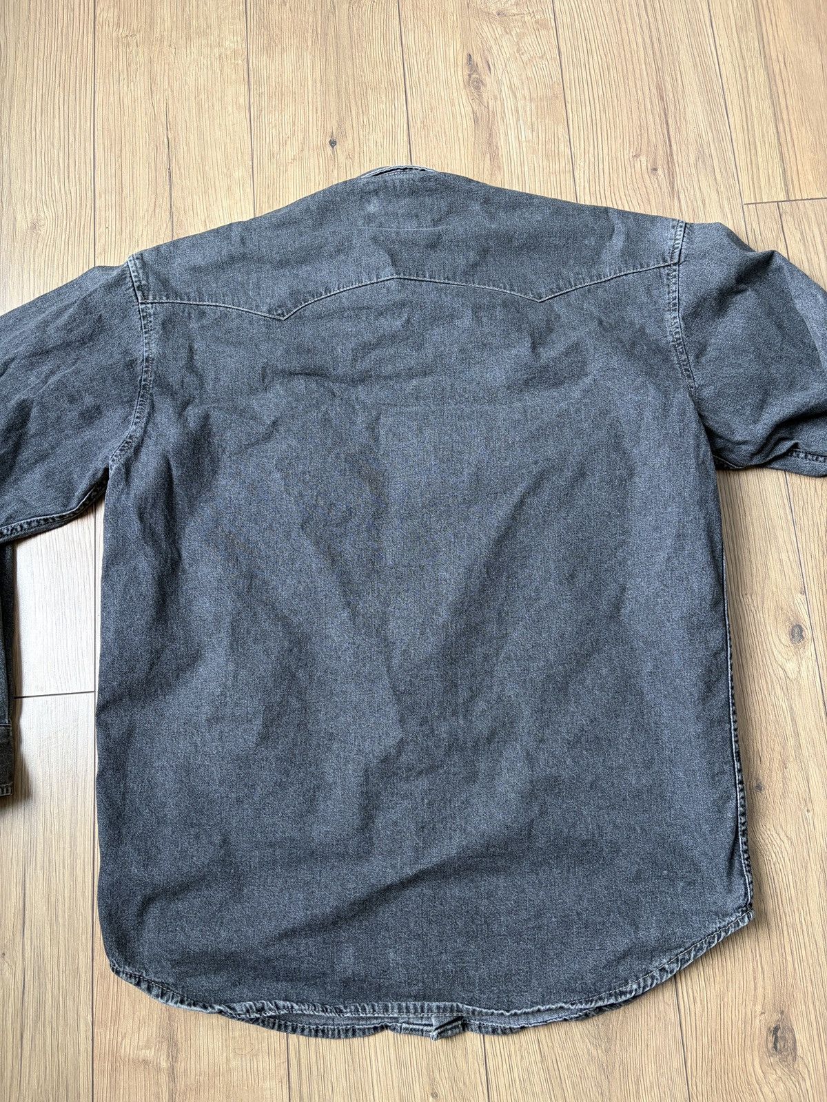 Levi's Vintage Clothing Levis Vintage Gray Heavy Denim Jeans Shirt Size US M / EU 48-50 / 2 - 13 Thumbnail