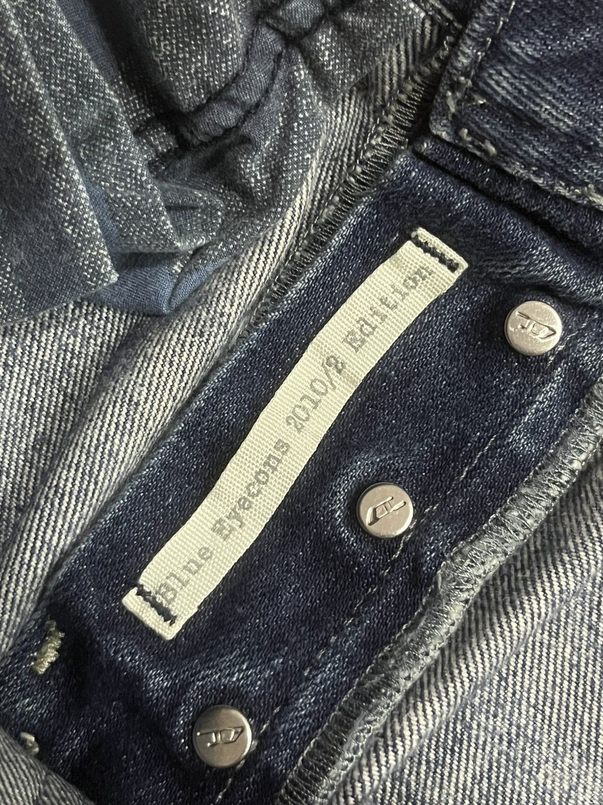 Diesel ⚡️Ripped⚡️Vintage Diesel Blue Eyecons 2010/2 Edition Blue Jean Size US 28 / EU 44 - 7 Thumbnail