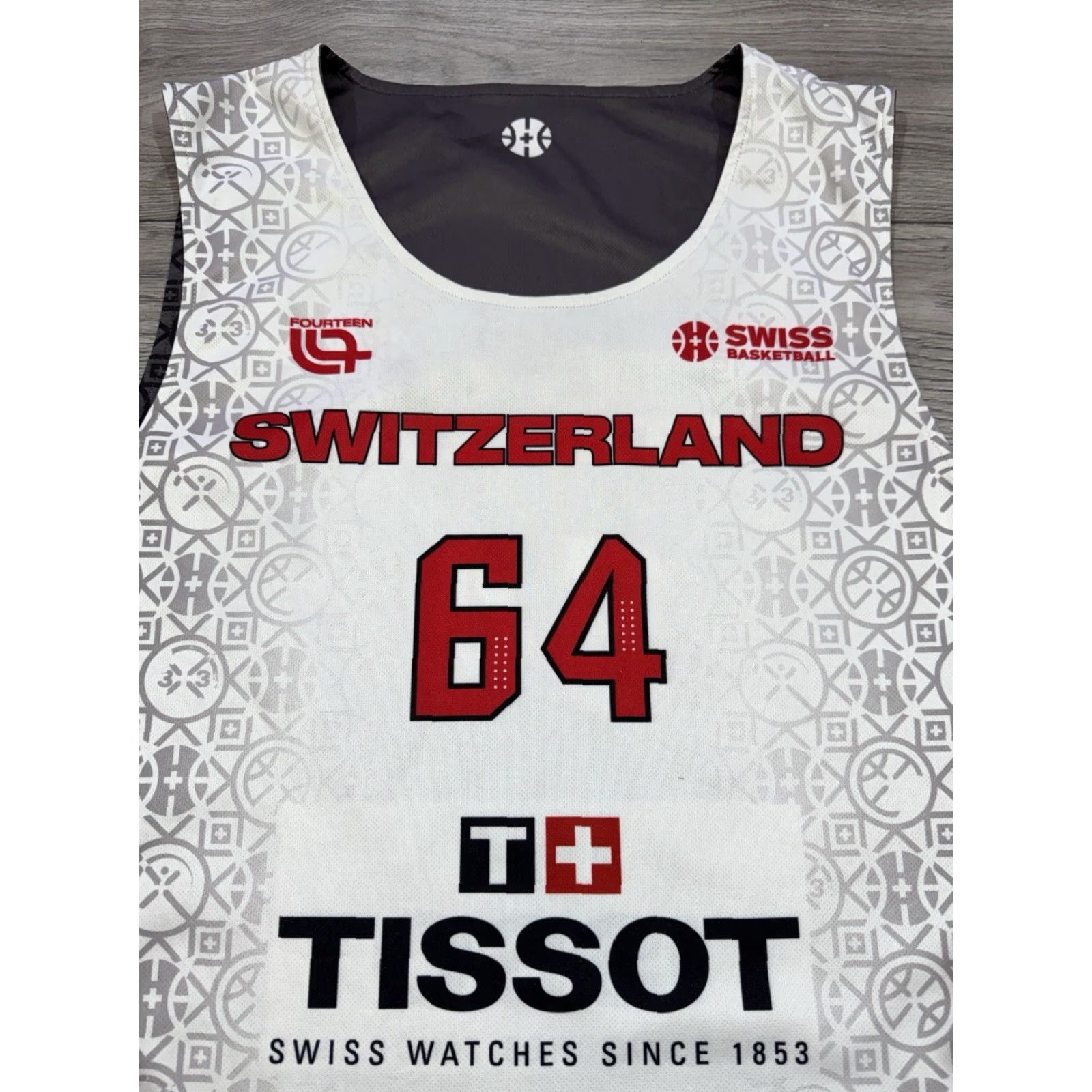 Vintage VINTAGE Switzerland Swiss Basketball #64 SBF Reversible Set Jersey Shirt FOURTEEN Sz 2XL Size US XL / EU 56 / 4 - 5 Thumbnail