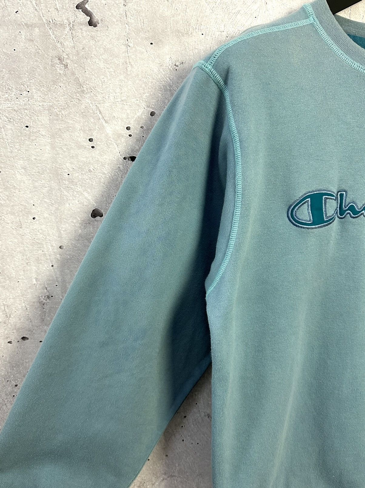 Champion × Vintage Vintage Y2K Champion Blue Cotton Sweatshirt Size US S / EU 44-46 / 1 - 5 Thumbnail