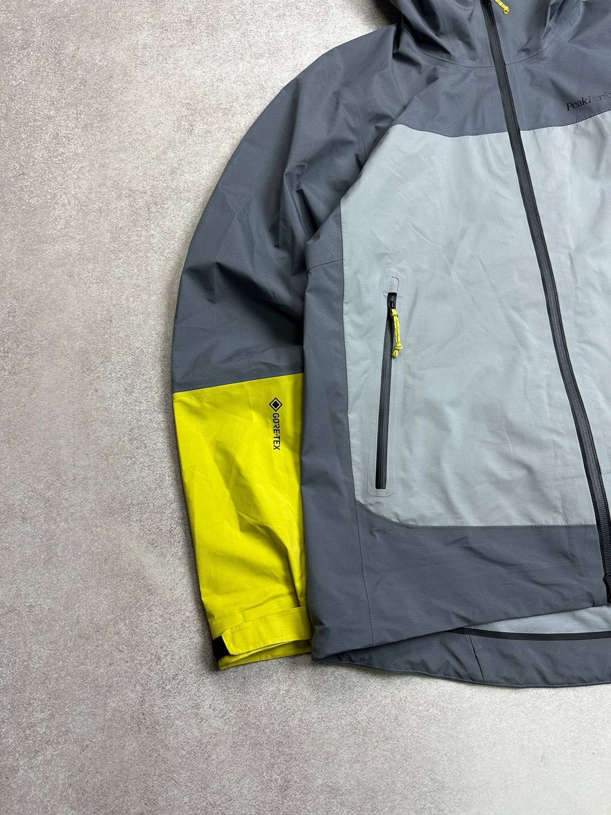 Peak Performance Vintage Peak Performance Shell Waterproof Jacket Rare L Size US L / EU 52-54 / 3 - 6 Thumbnail