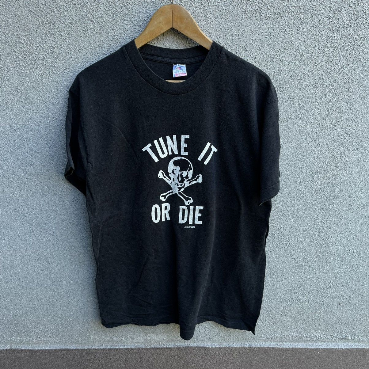 Vintage Vintage 90s TUNE IT OR DIE tee rock metal Size US L / EU 52-54 / 3 - 1 Thumbnail