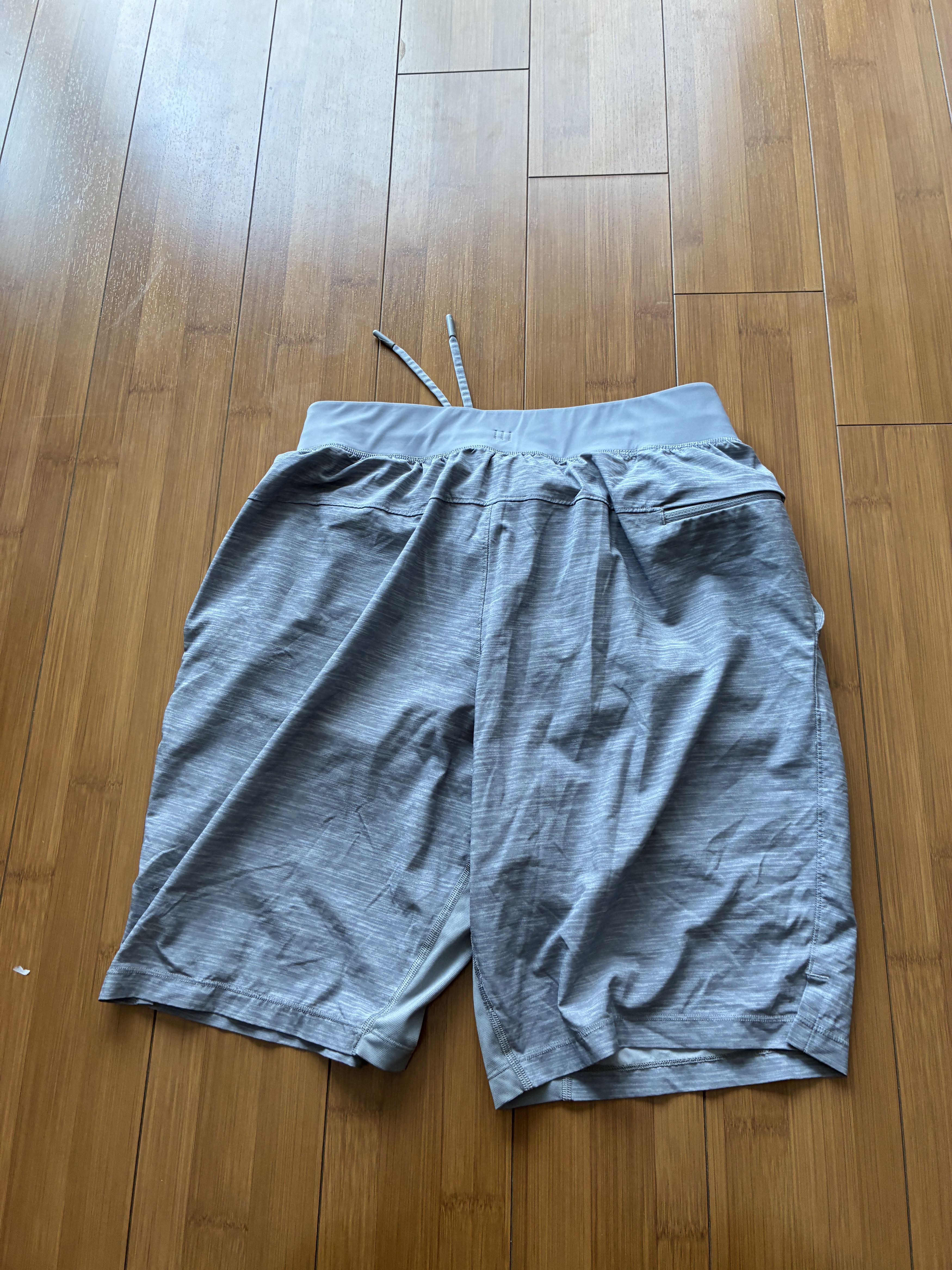 Lululemon Lululemon Gray T.H.E. Short 9” Lined Workout Shorts Small Size US 30 / EU 46 - 6 Thumbnail