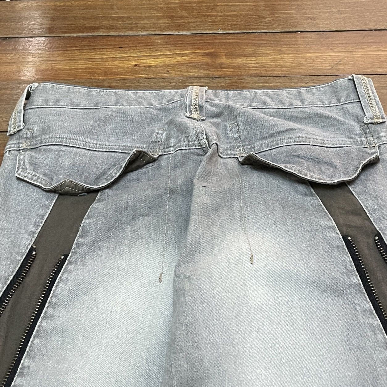 14th Addiction × Le Grande Bleu (L.G.B.) × PPFM Very Rare Design Vintage PPFM Zipper Tactical Jeans 1990s Size US 30 / EU 46 - 4 Thumbnail