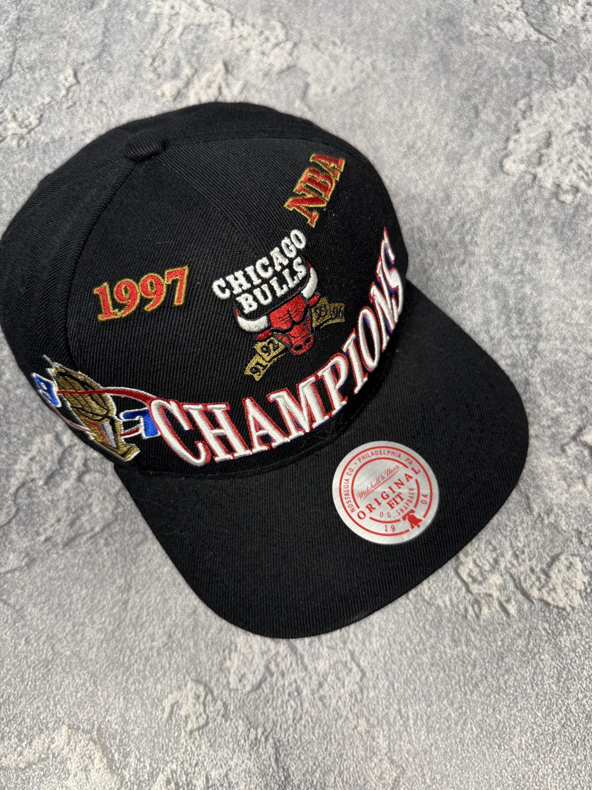 NBA Vintage 1996 Chicago Bulls NBA Championship Snapback Cap Size ONE SIZE - 4 Thumbnail