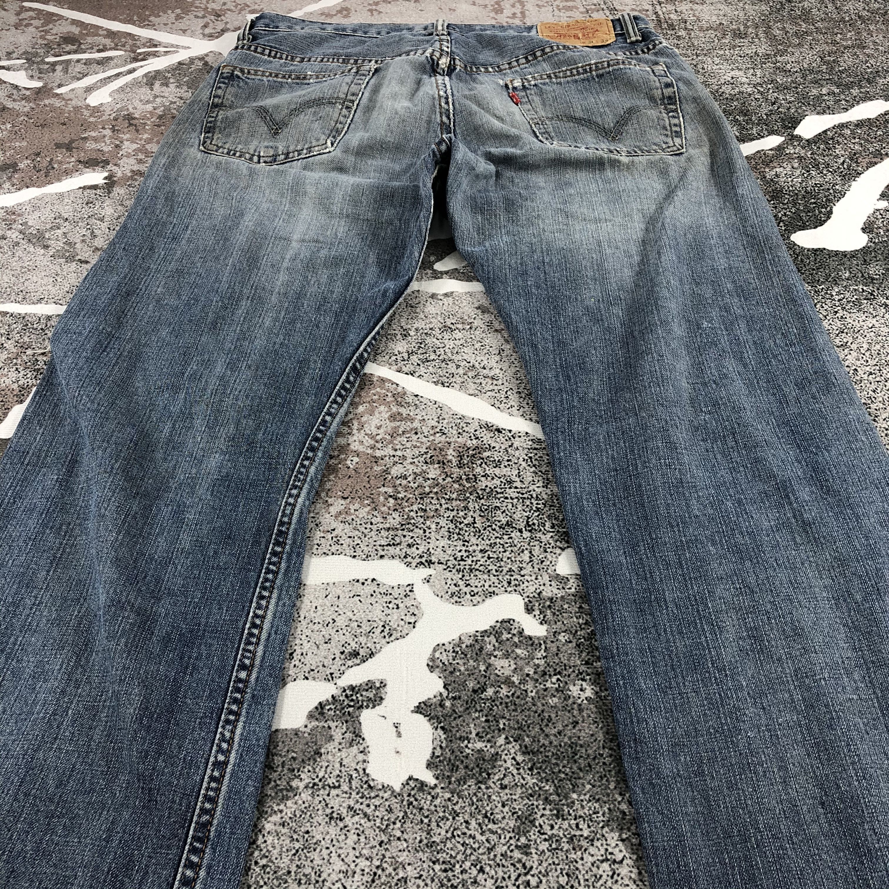 Levi's Vintage Levis 569 Jeans Distressed Denim KJ666 Size US 31 - 4 Thumbnail