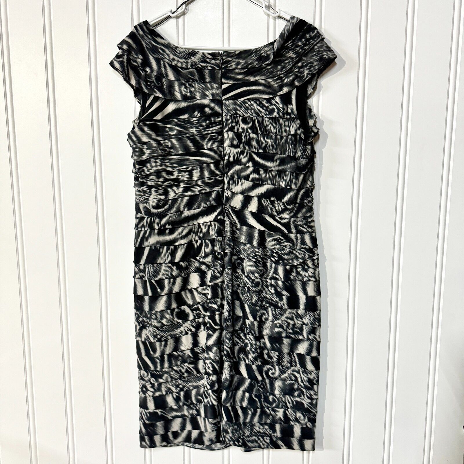 Adrianna Papell ADRIANNA PAPELL Dress 14 Mini Abstract Pleated Ruffled Layer Size XL / US 12-14 / IT 48-50 - 11 Thumbnail
