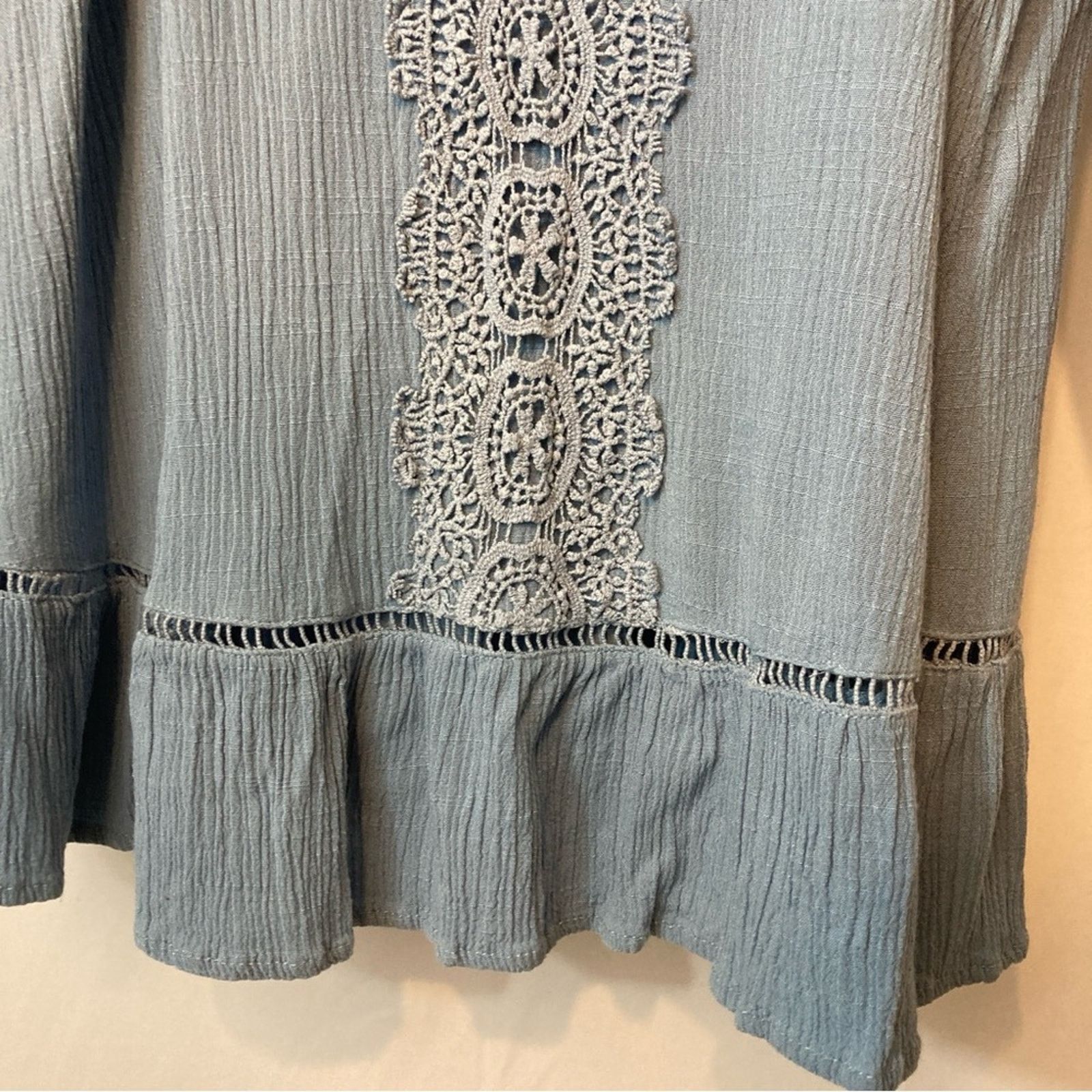Other Style and Co. Lightweight Flowy Flutter Sleeve Blouse Top Size M / US 6-8 / IT 42-44 - 7 Thumbnail