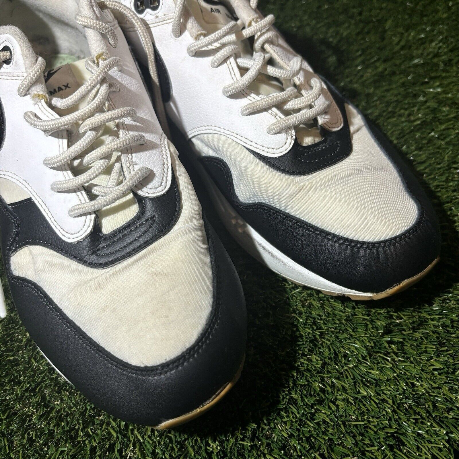 Nike Size 10 - Nike Air Max 1 White Black Gum Size US 10 / EU 43 - 12 Thumbnail