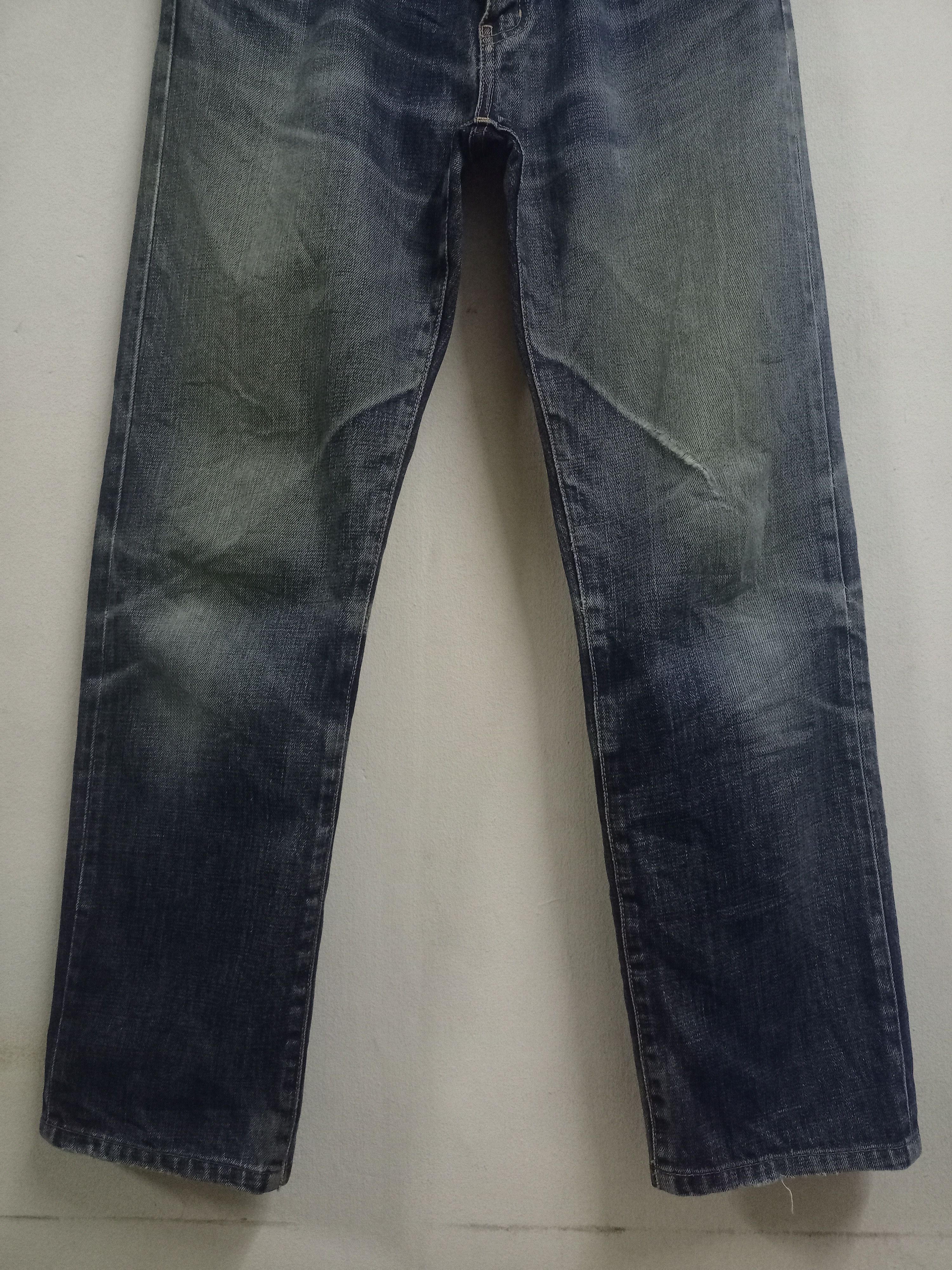 Japanese Brand × Uniqlo Vintage Japanese Uniqlo Mud Wash Distressed Loose Jeans Size US 31 - 6 Thumbnail