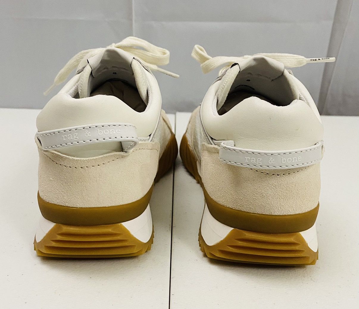 Rag & Bone Rag & Bone white/beige mesh/leather/suede retro runner NW Size US 10 / IT 40 - 9 Thumbnail